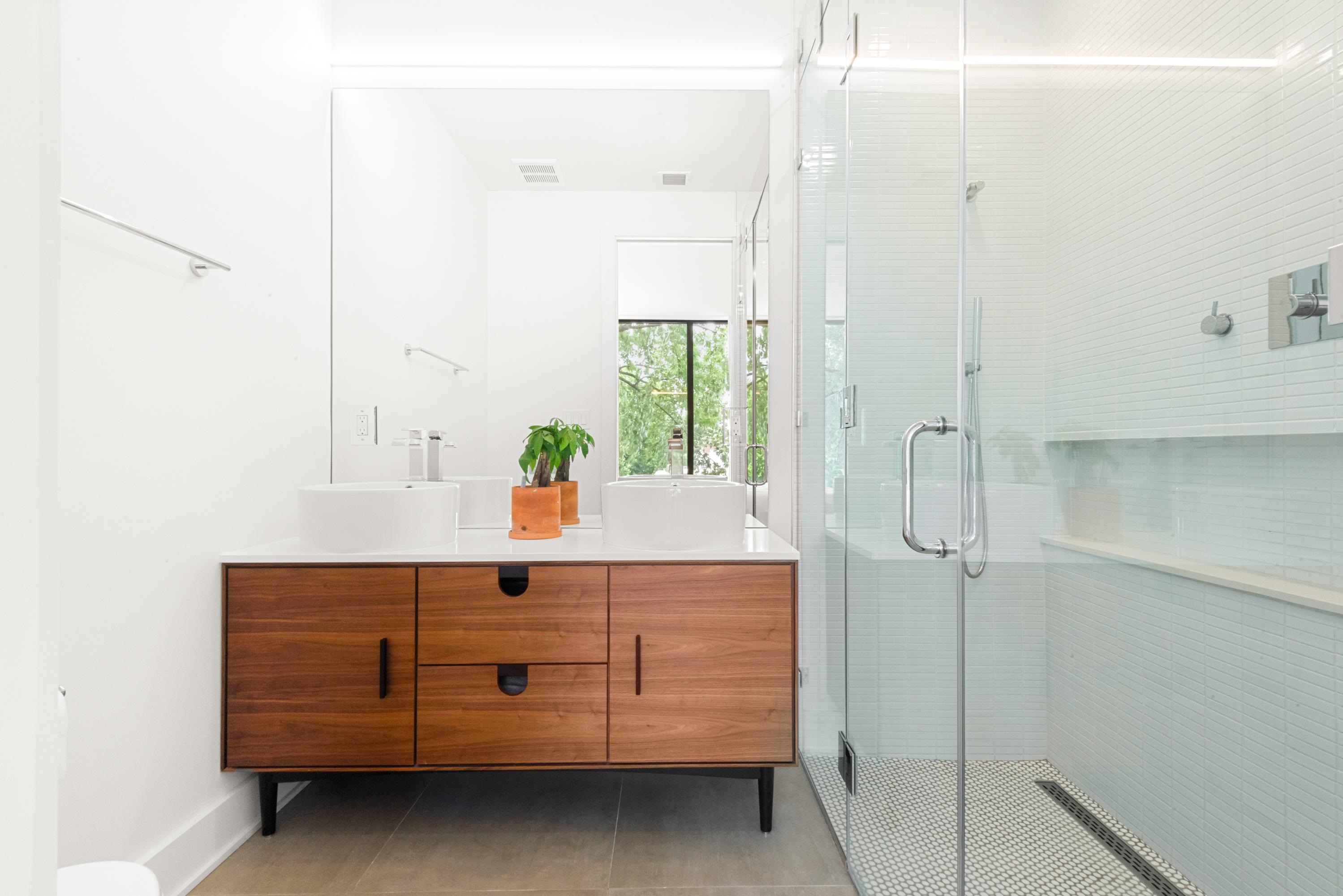 48 COLES ST Unit: 4