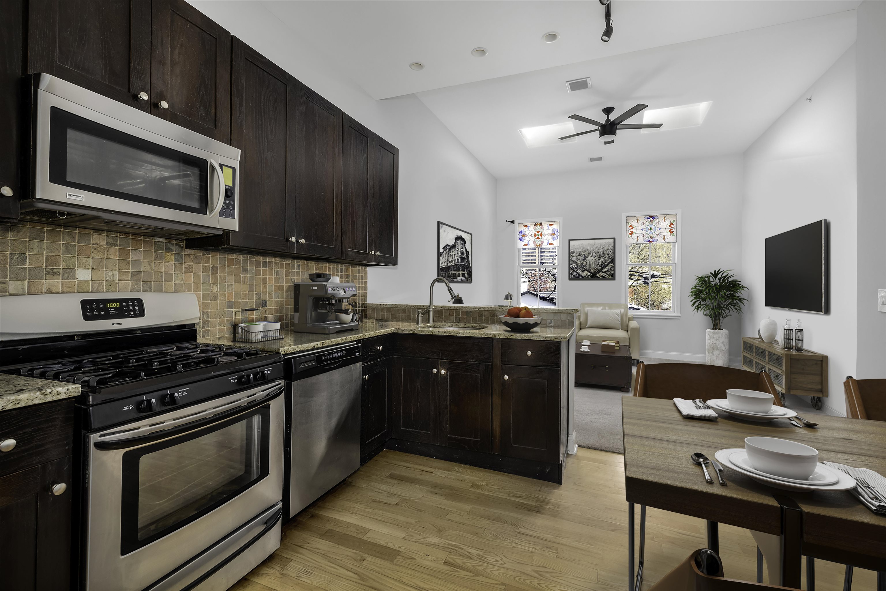 139 MORRIS ST Unit: 7