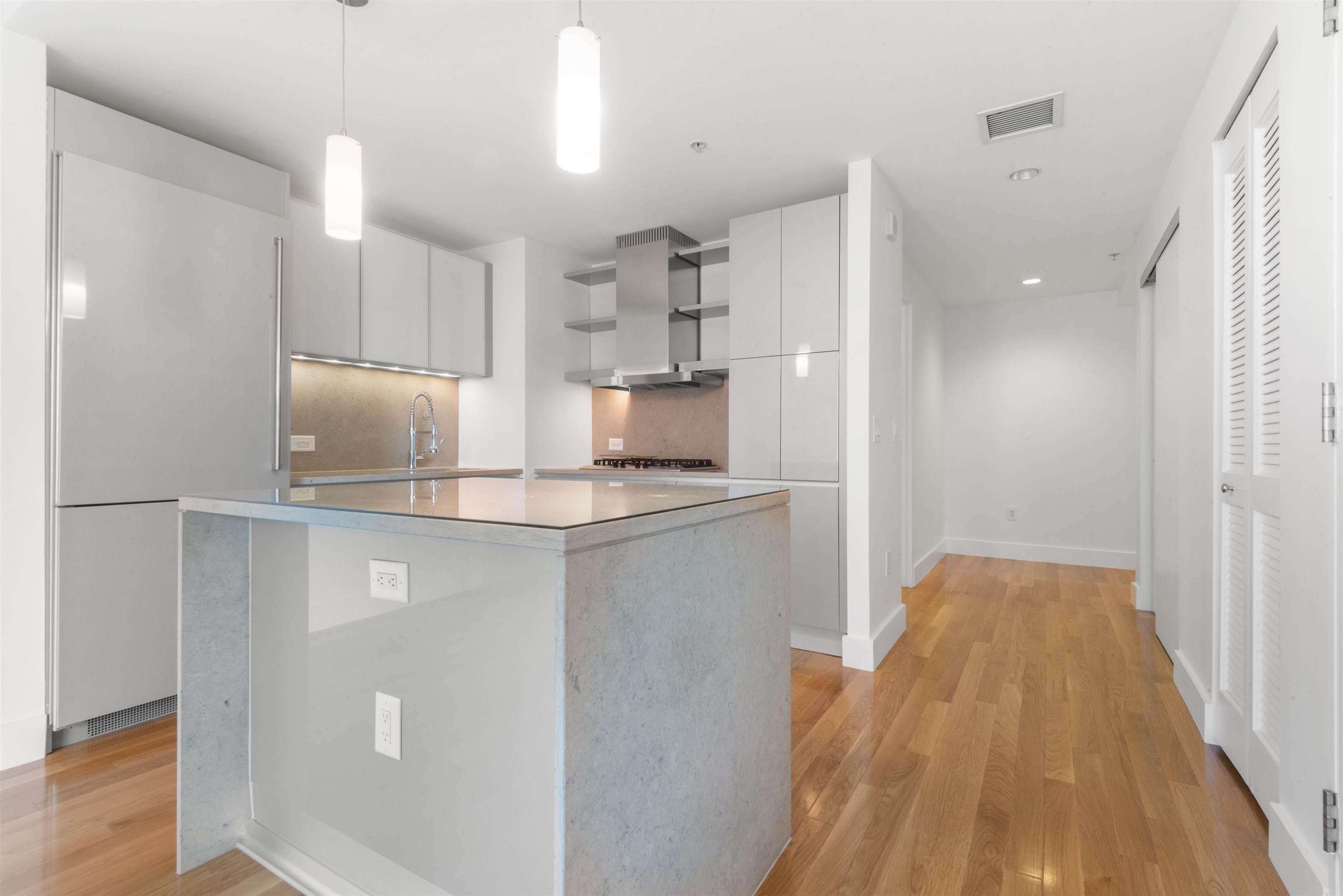 77 HUDSON ST Unit: 1712