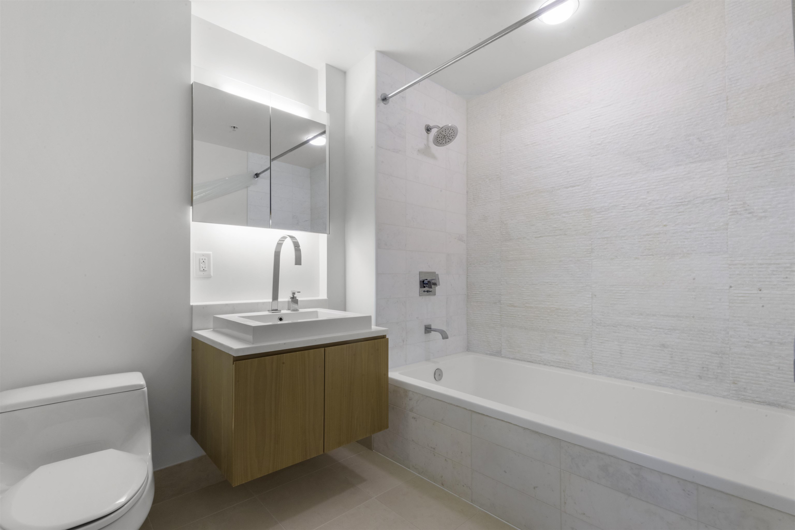 77 HUDSON ST Unit: 1712