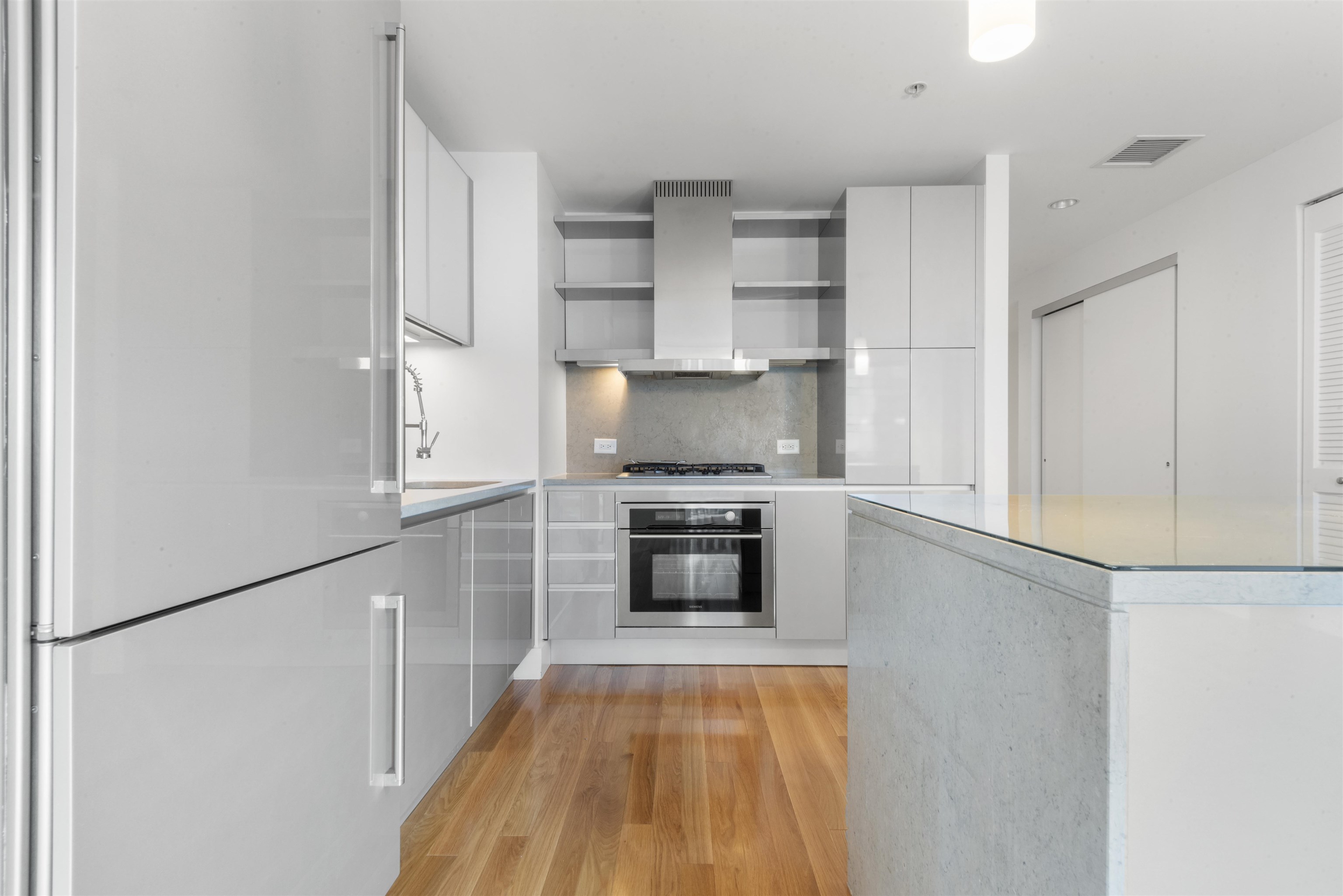 77 HUDSON ST Unit: 1712