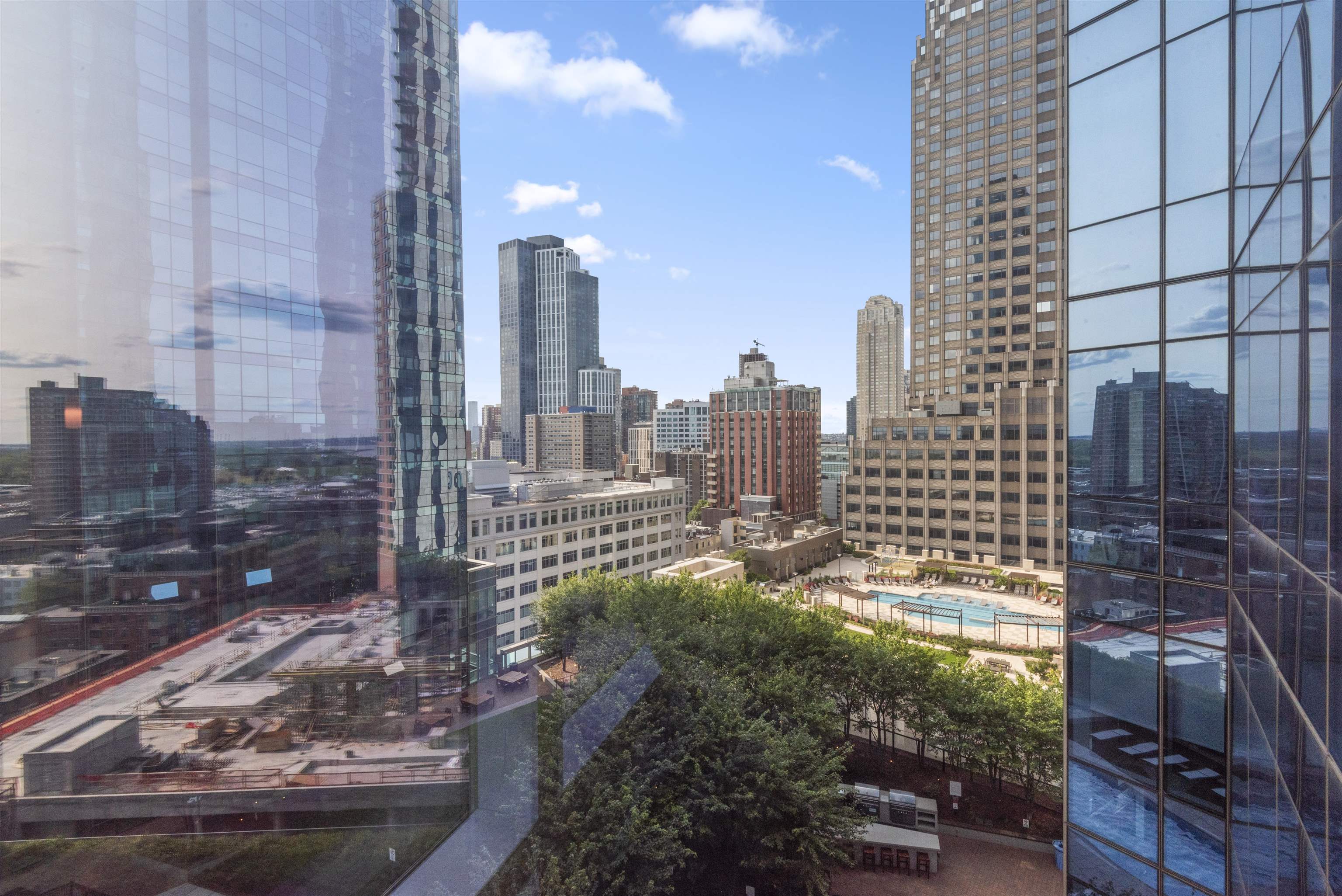 77 HUDSON ST Unit: 1712