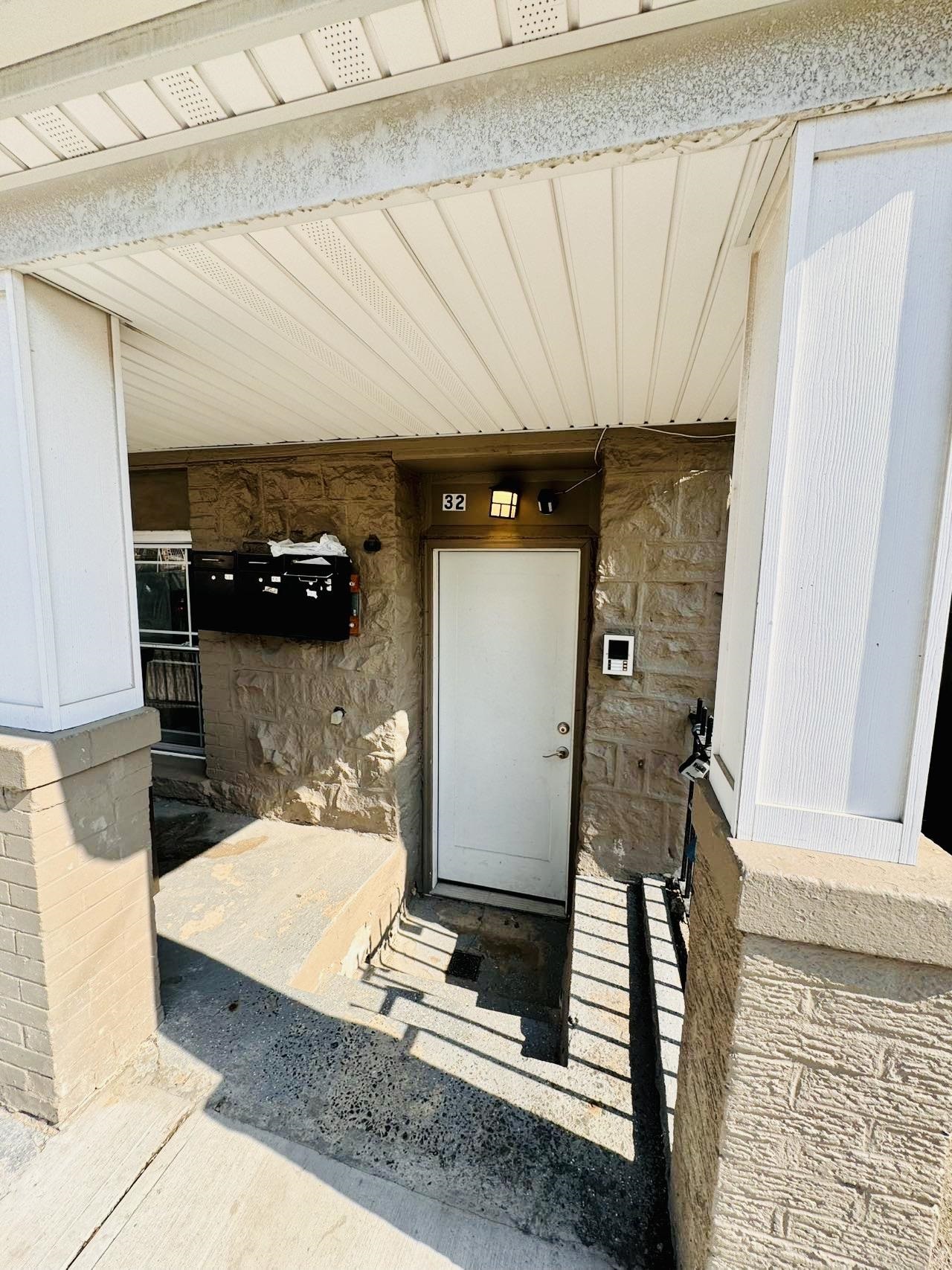 32 LIBERTY AVE Unit: 1