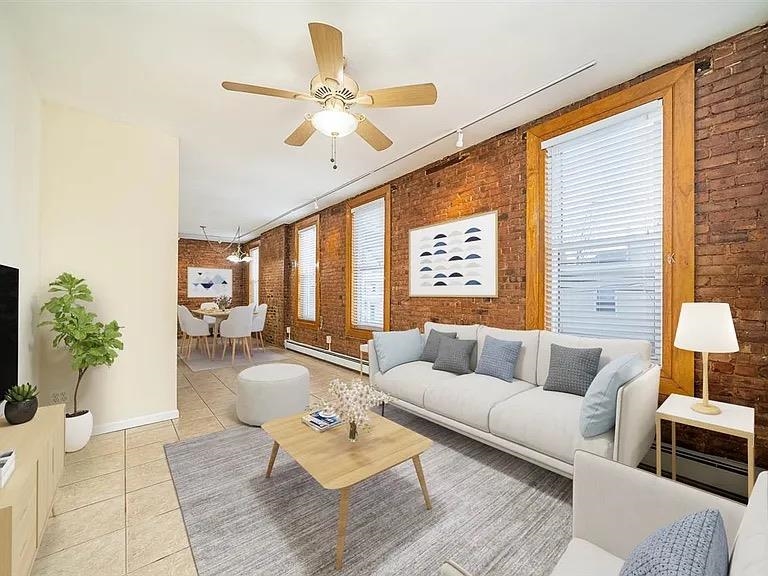 38 SHERMAN AVE Unit: 1