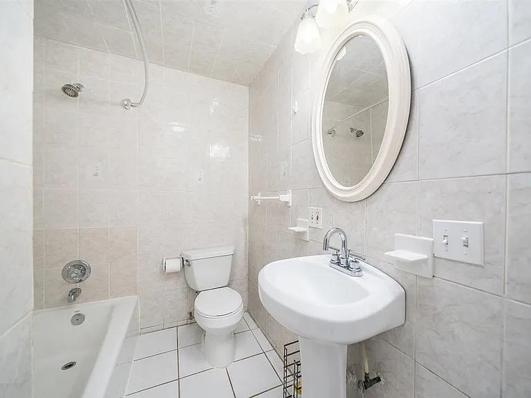 38 SHERMAN AVE Unit: 1