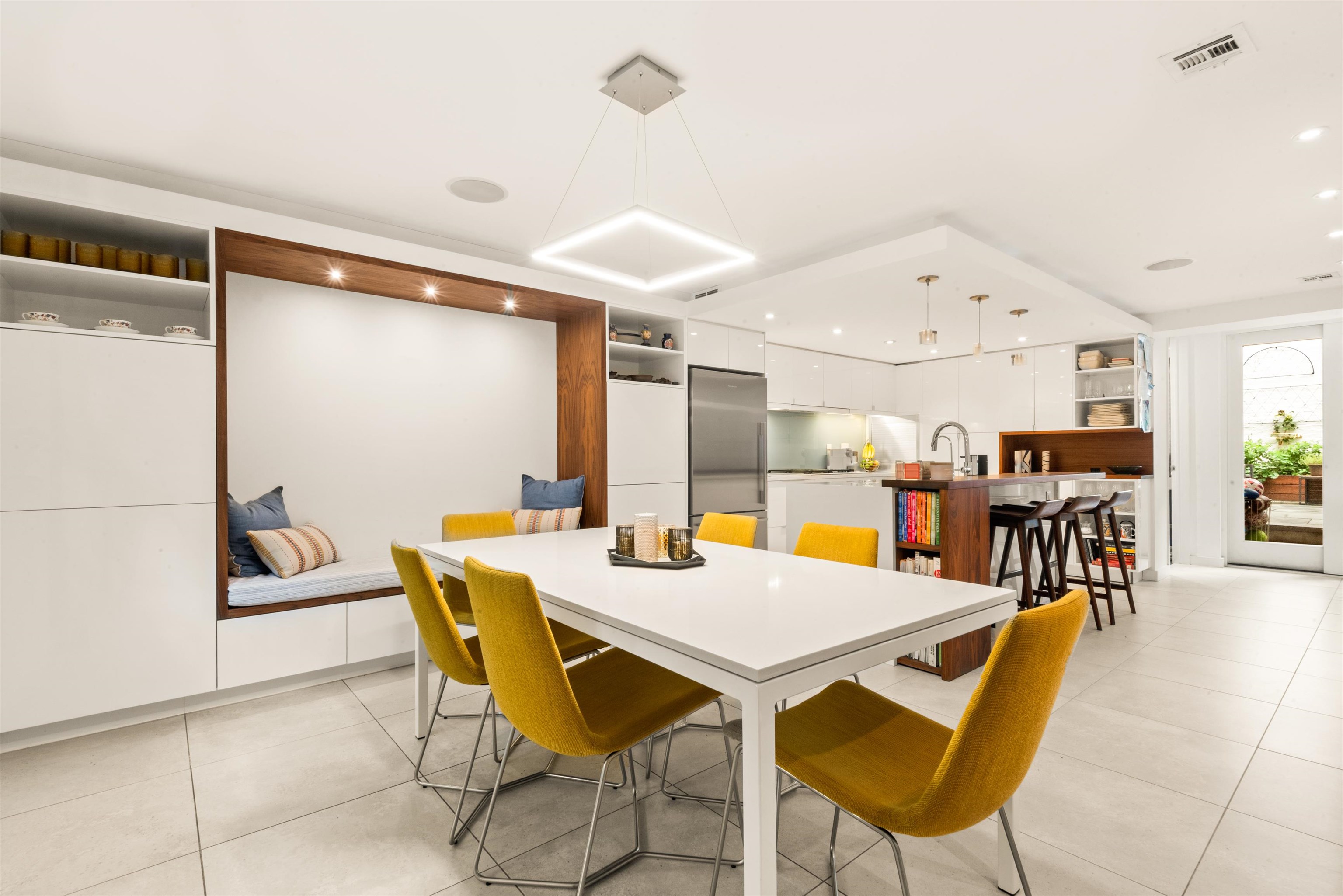 227 5TH ST
