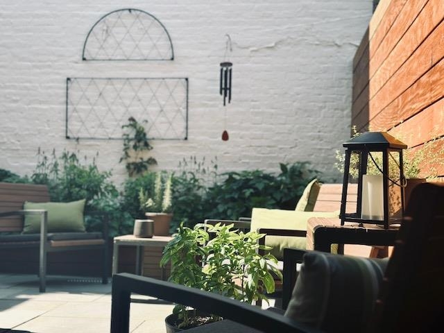 227 5TH ST