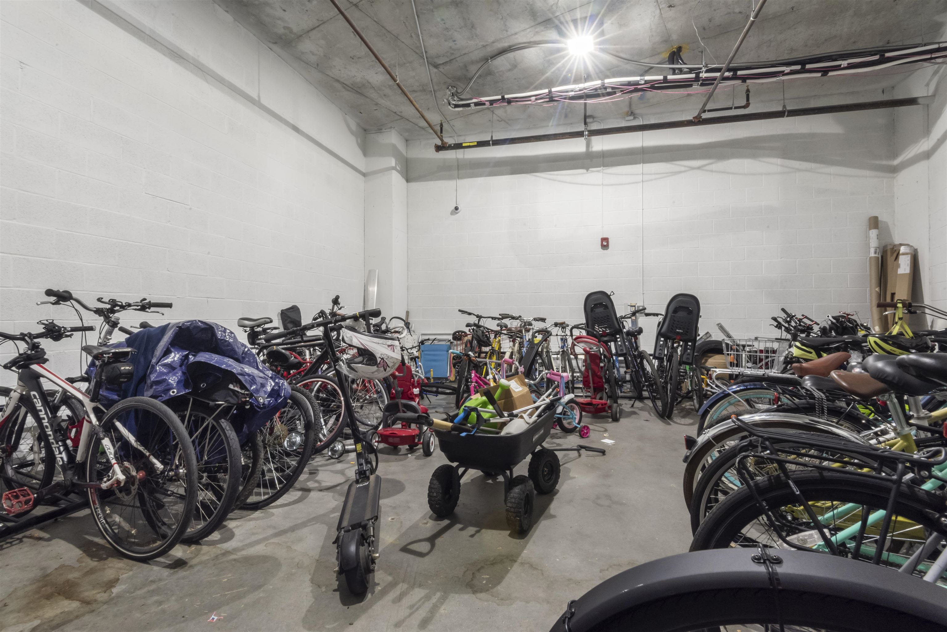 380 NEWARK AVE Unit: 504