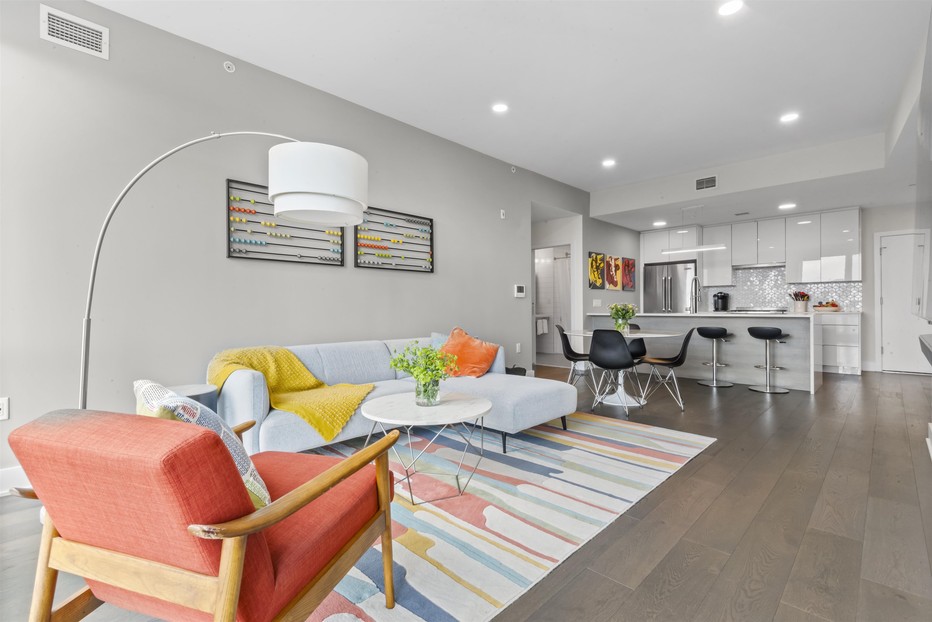 380 NEWARK AVE Unit: 504