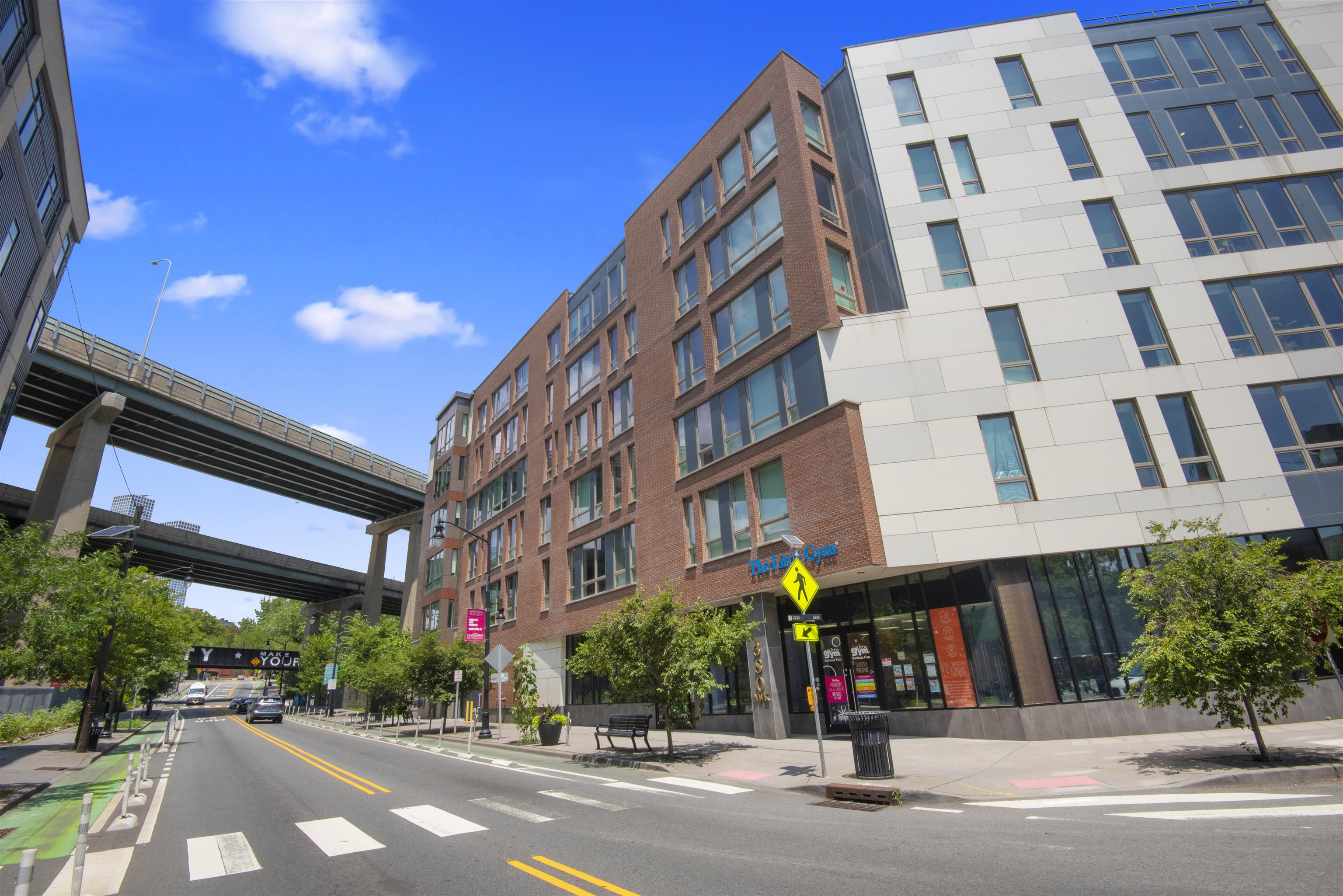 380 NEWARK AVE Unit: 504