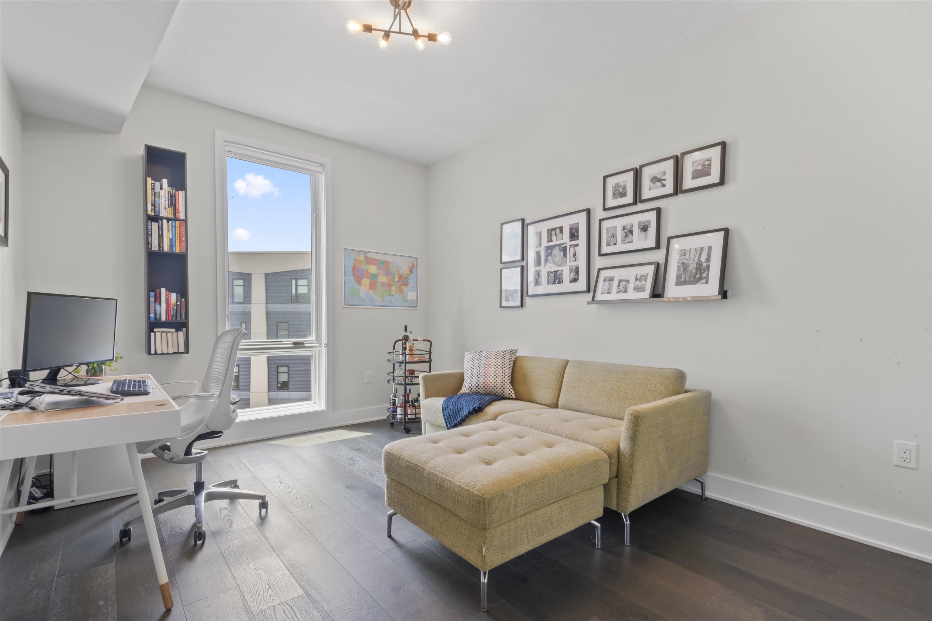 380 NEWARK AVE Unit: 504
