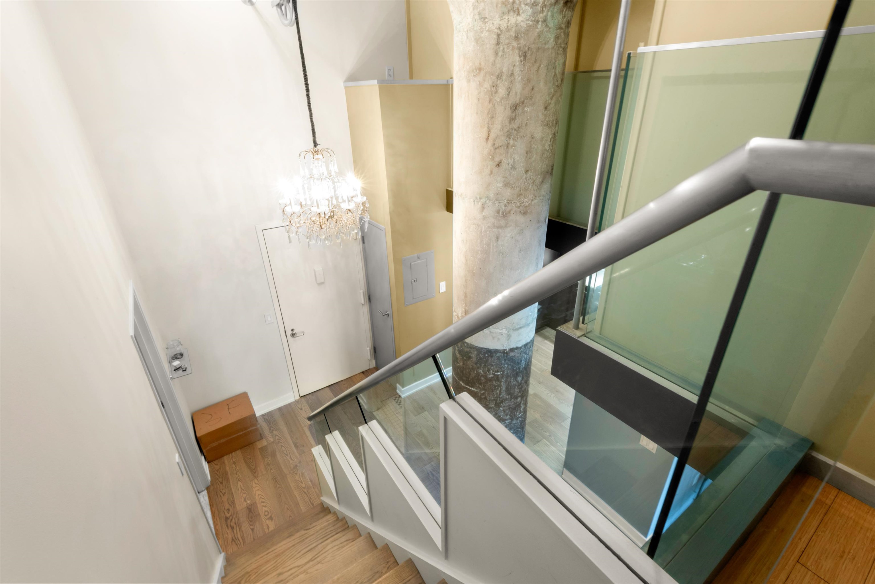 205 10TH ST Unit: 3F