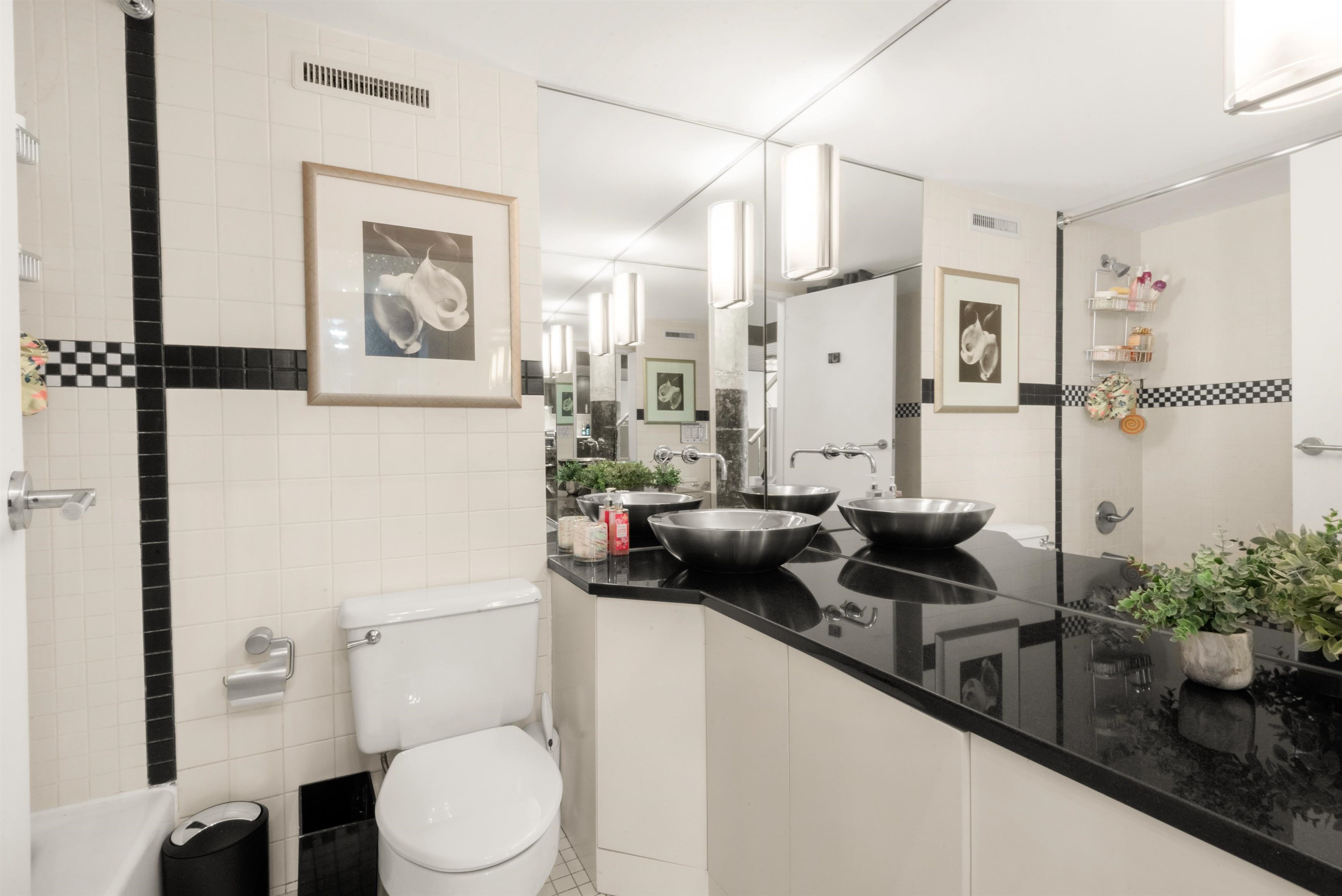 205 10TH ST Unit: 3F