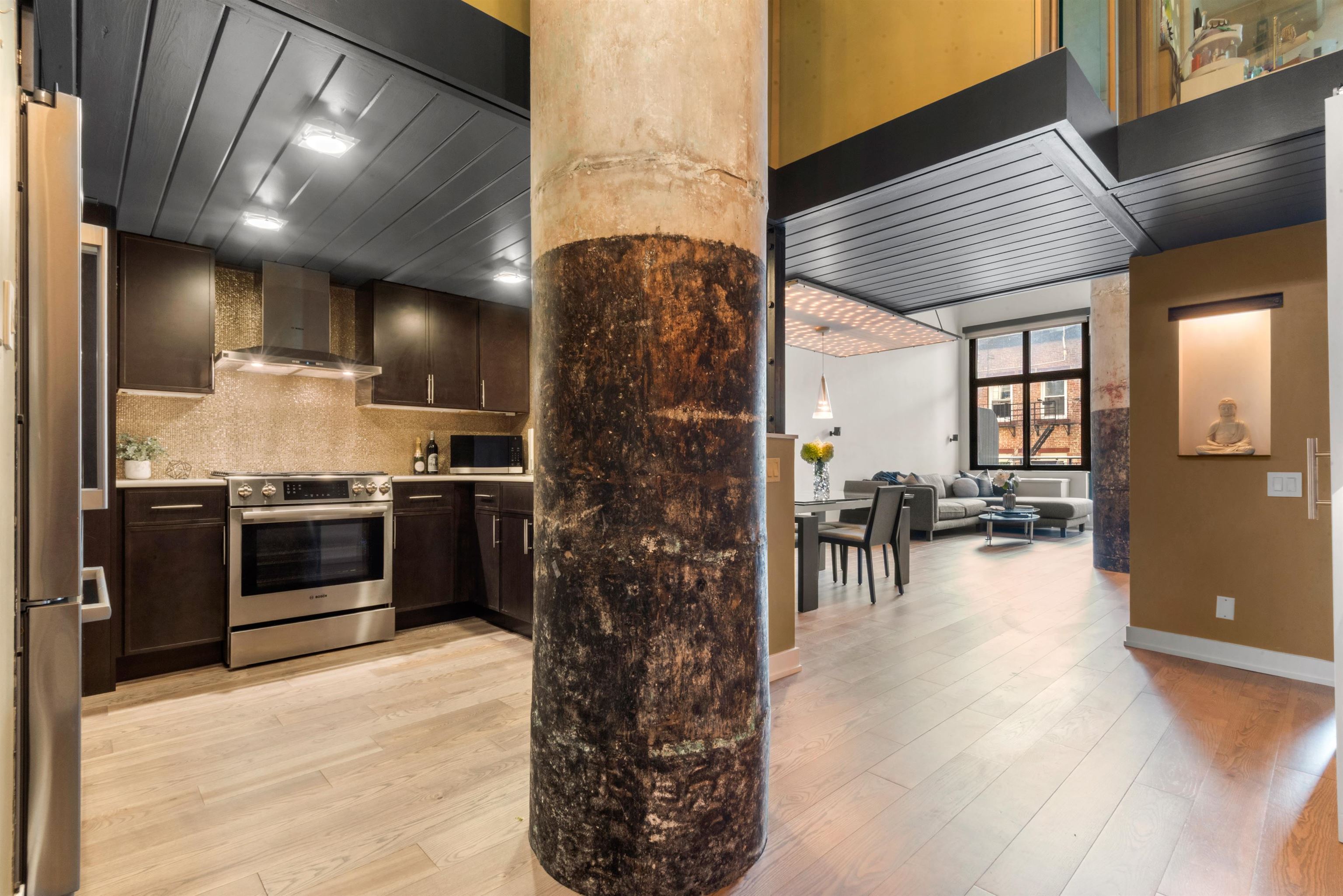 205 10TH ST Unit: 3F