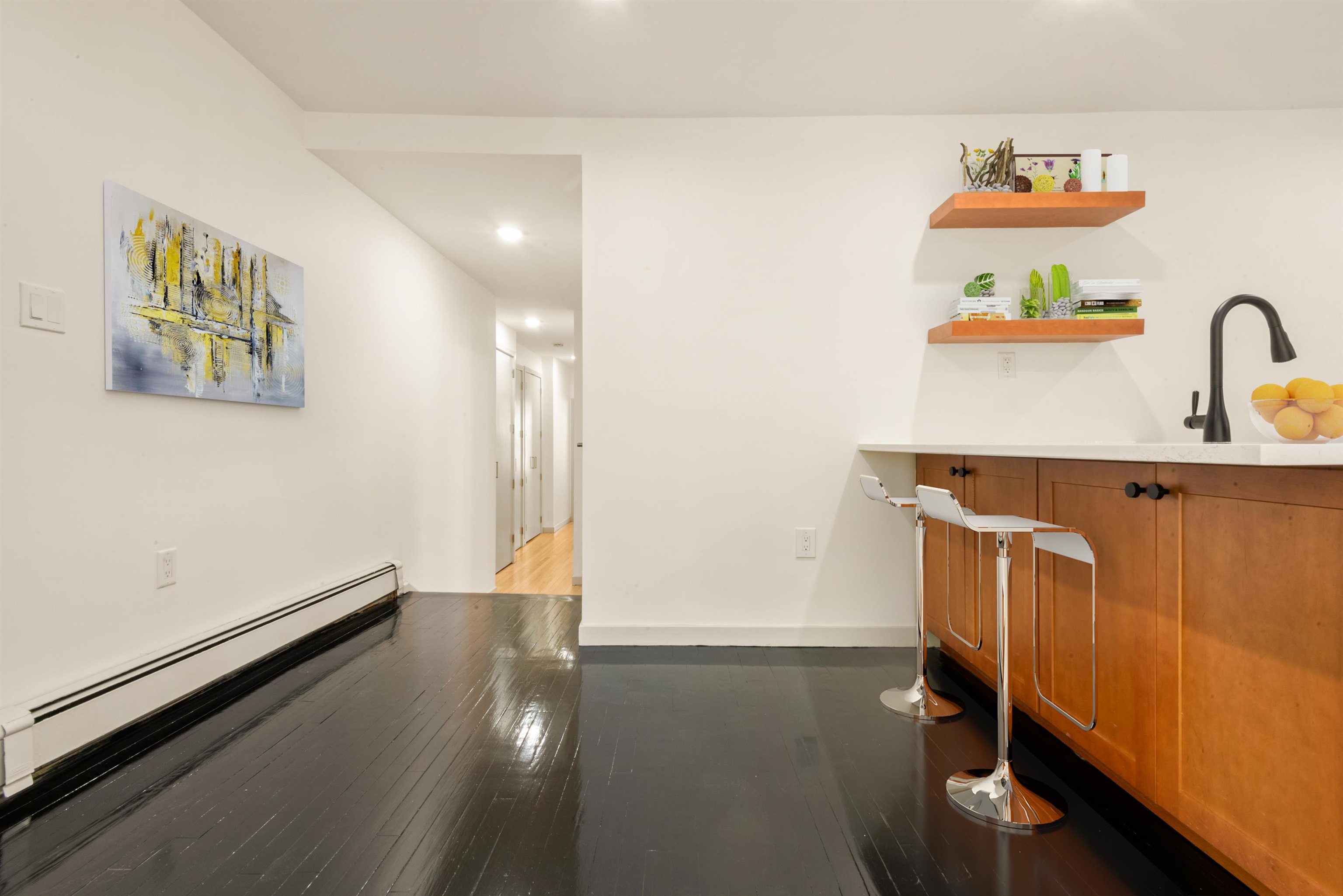 48-50 WEST HAMILTON PL Unit: 3