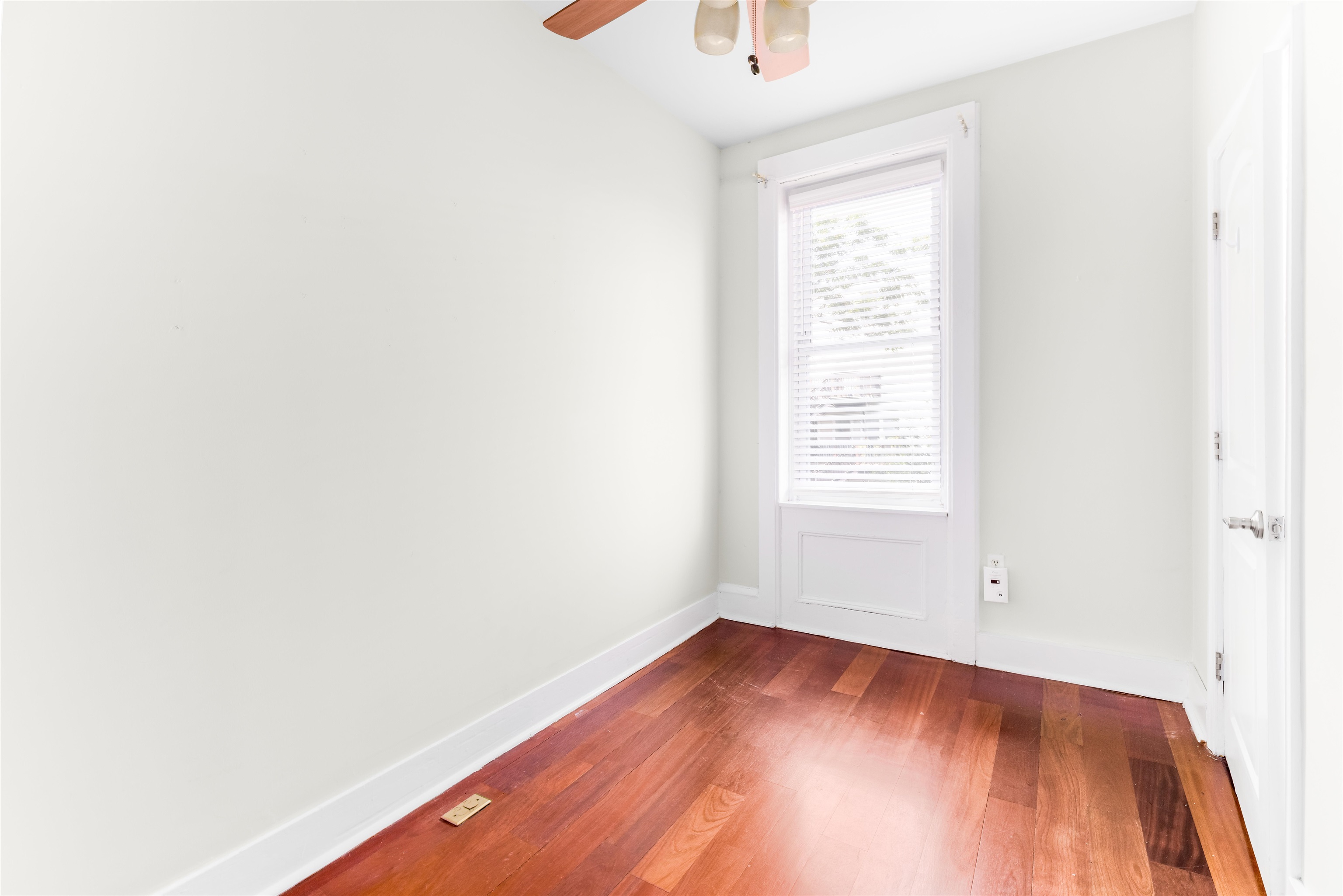 228 JEFFERSON ST Unit: 2 (R)