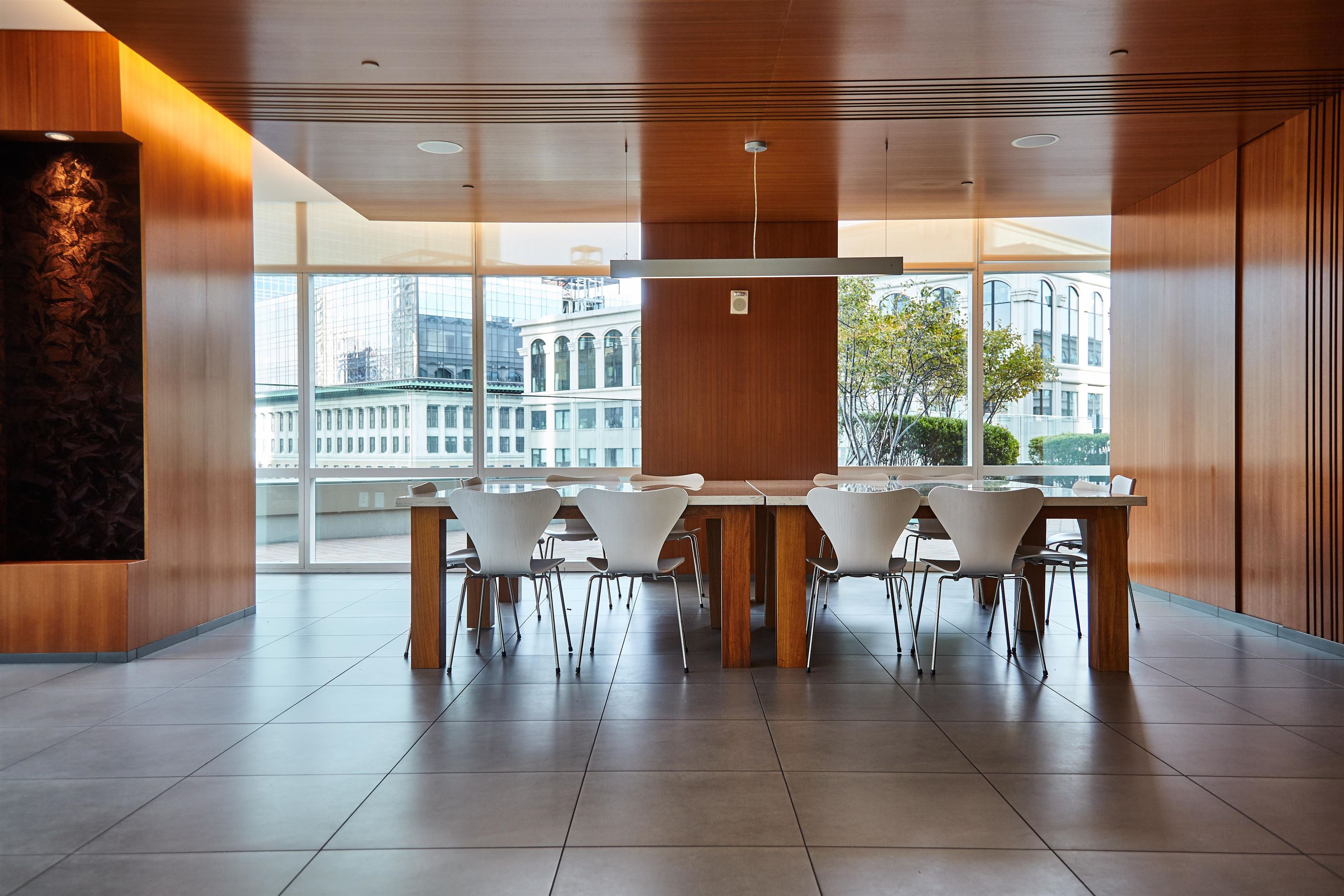 77 HUDSON ST Unit: 2213