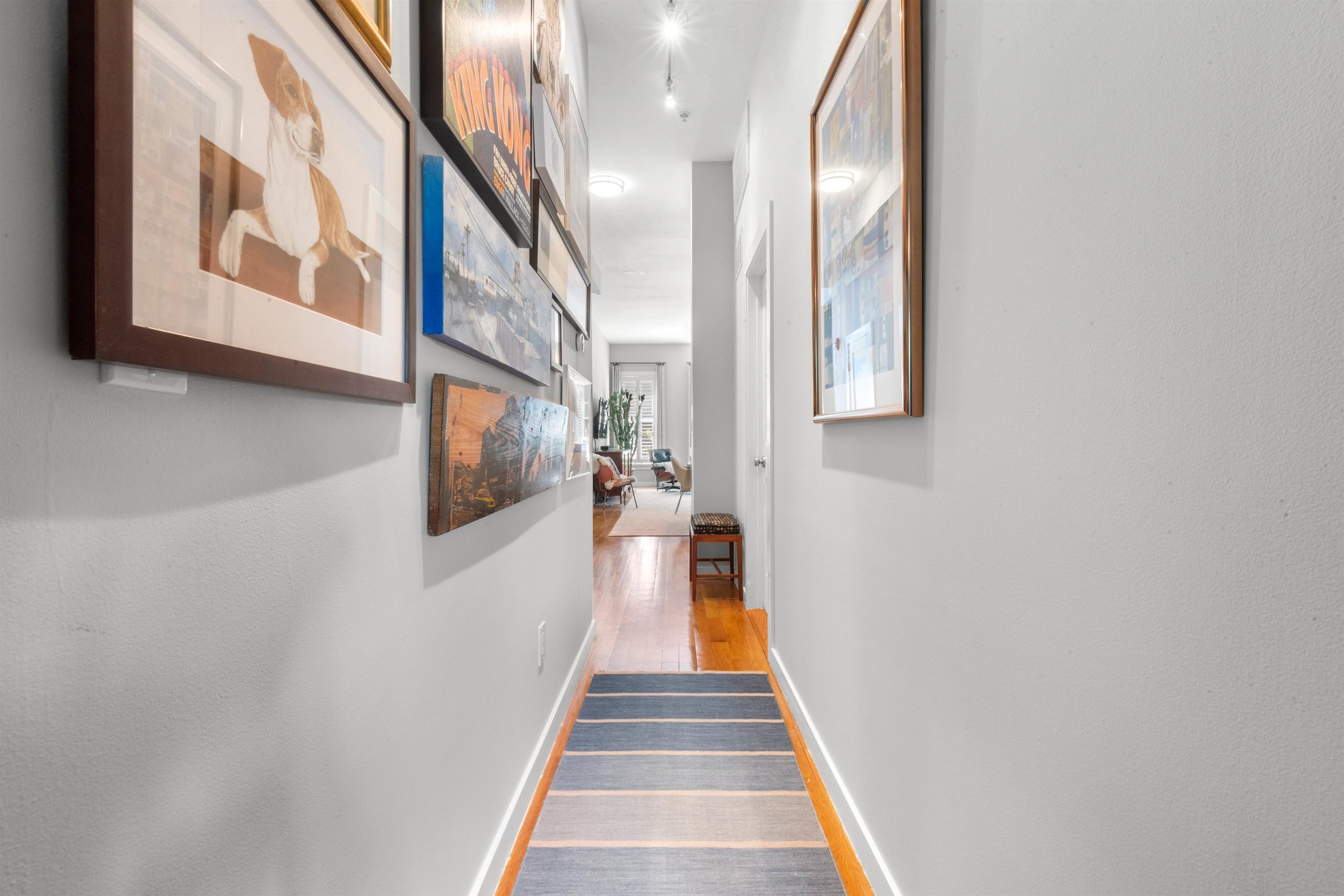 272 6TH ST Unit: 1