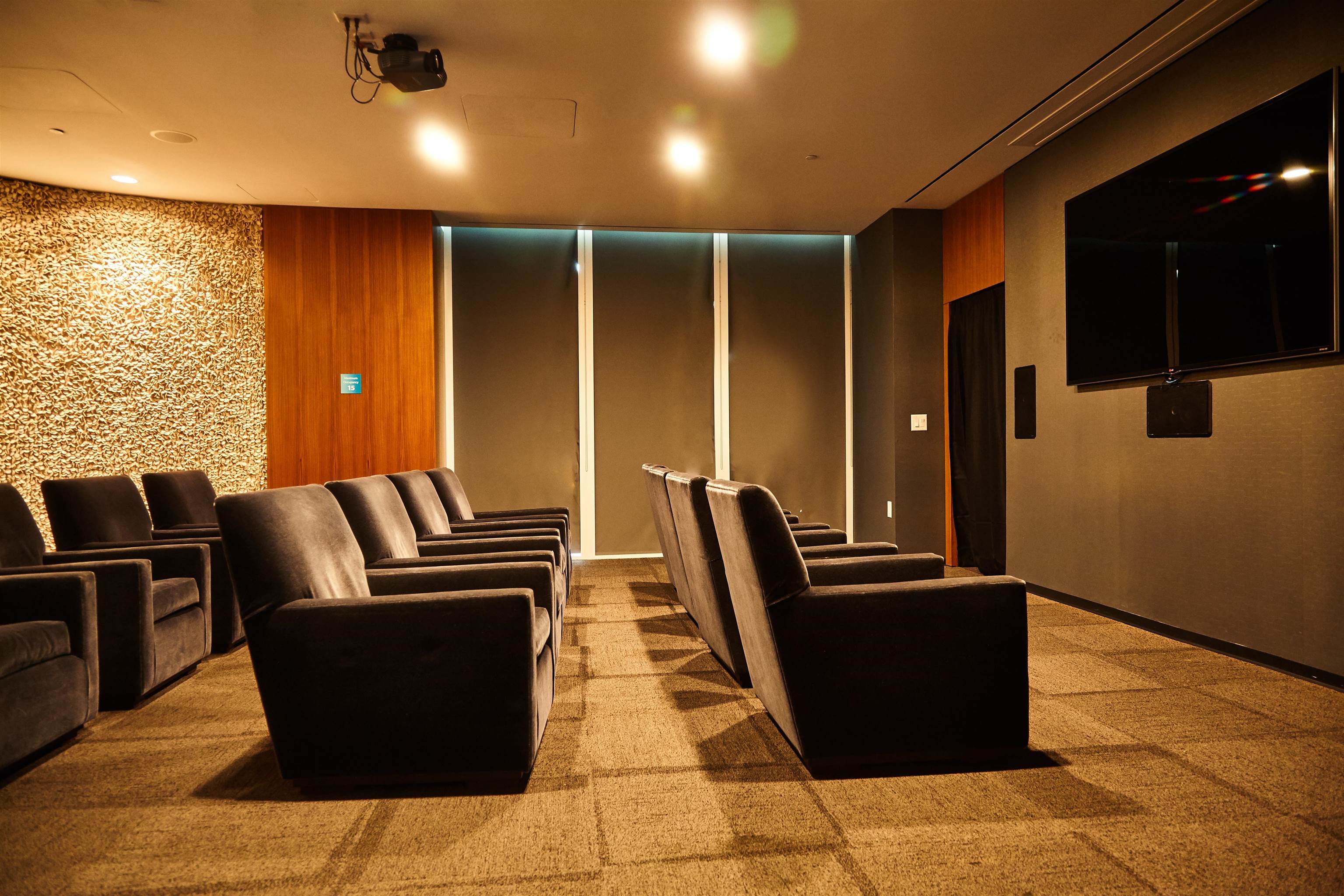 77 HUDSON ST Unit: PH 4904/05