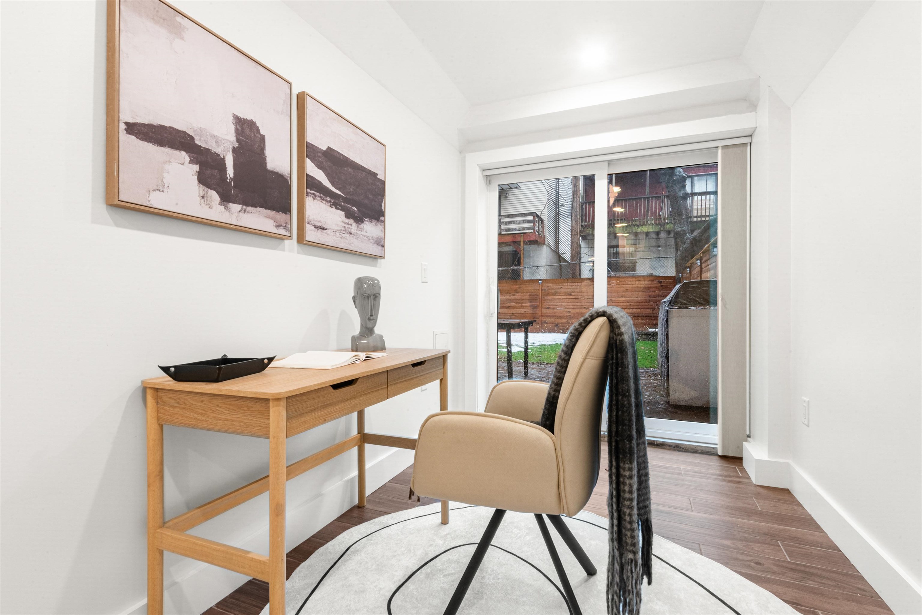 223 MONTGOMERY ST Unit: 1