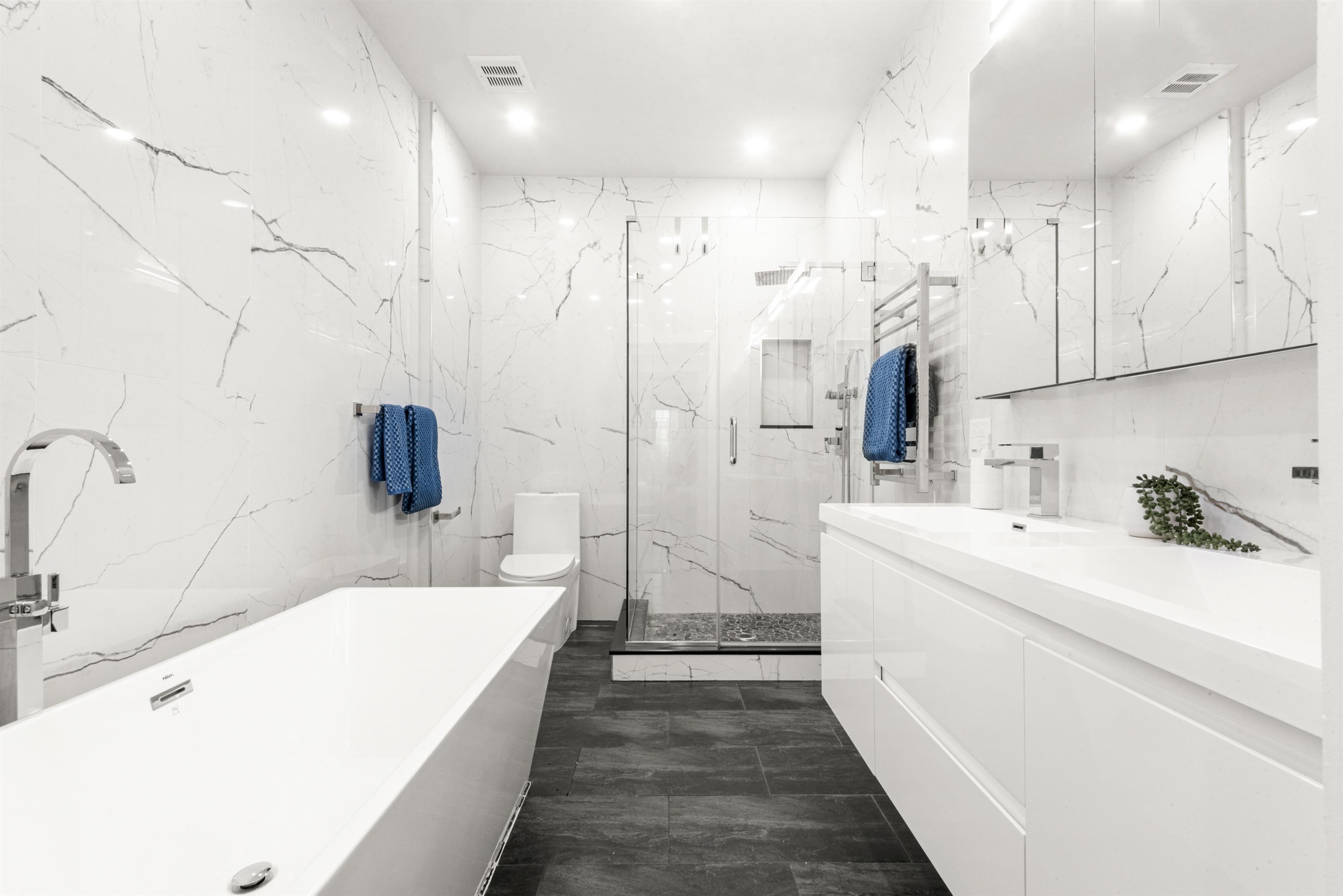 223 MONTGOMERY ST Unit: 1