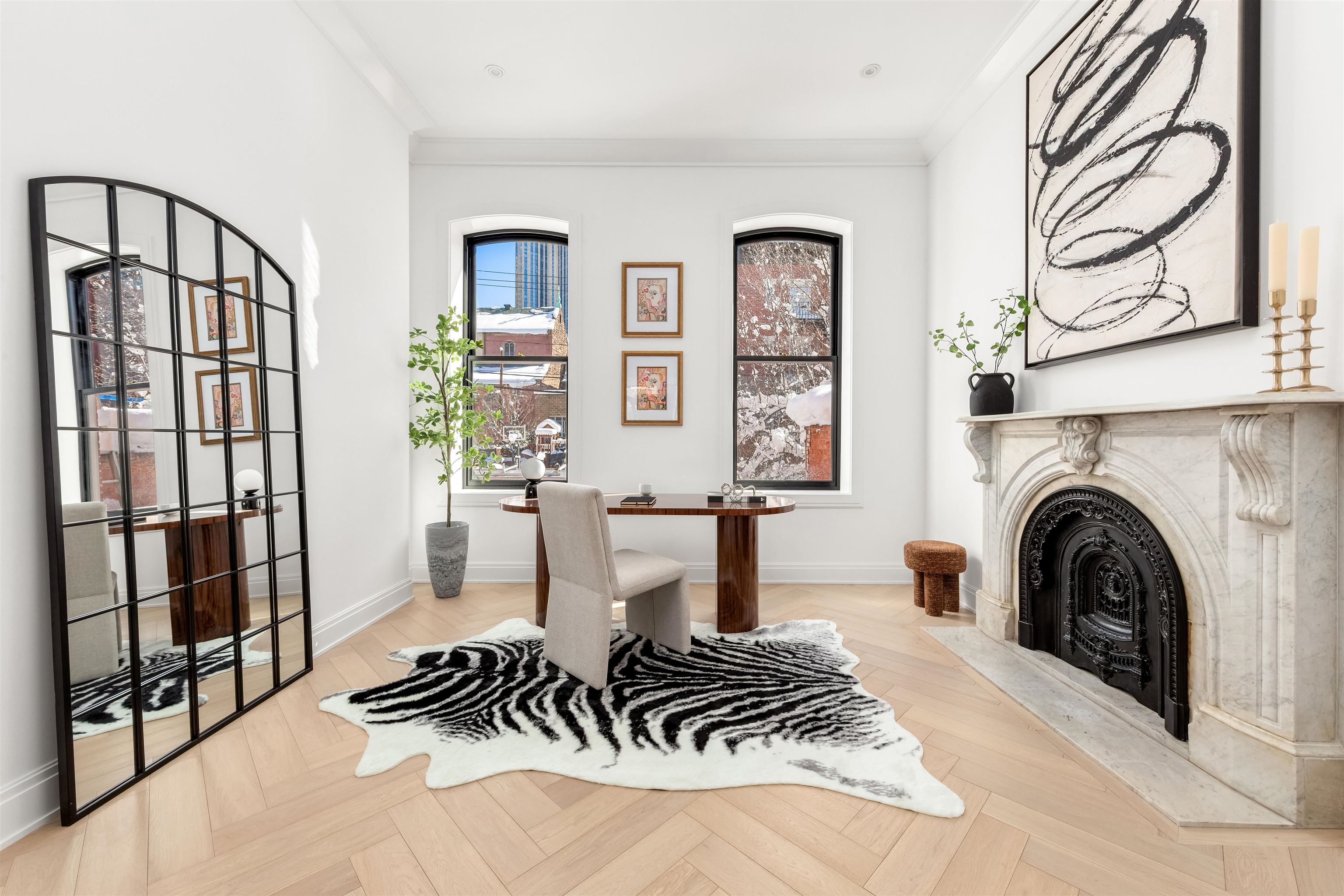 219-221 WARREN ST Unit: 1