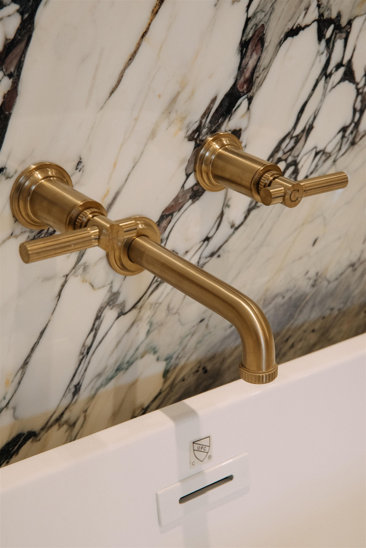 219-221 WARREN ST Unit: 1