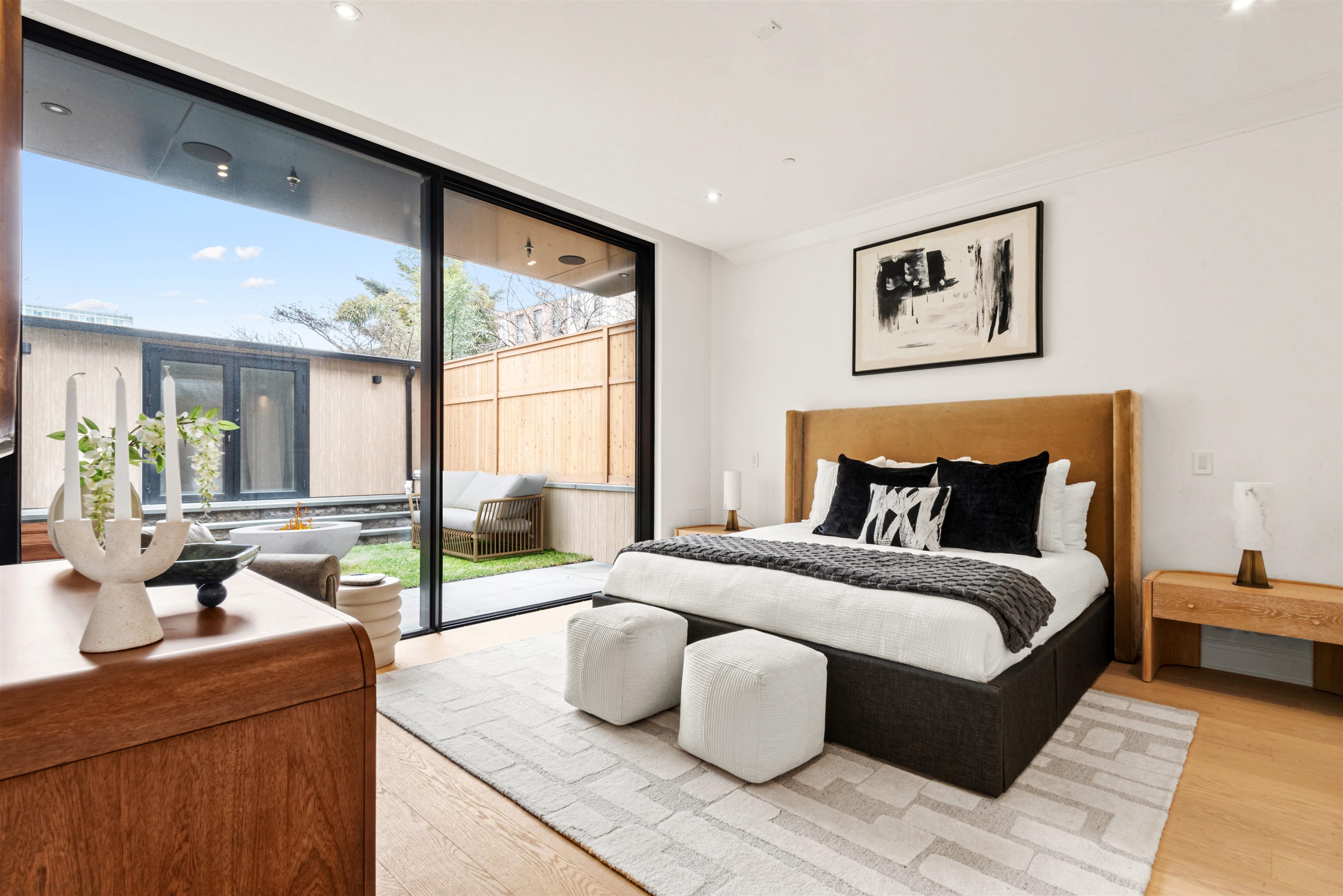 219-221 WARREN ST Unit: 1