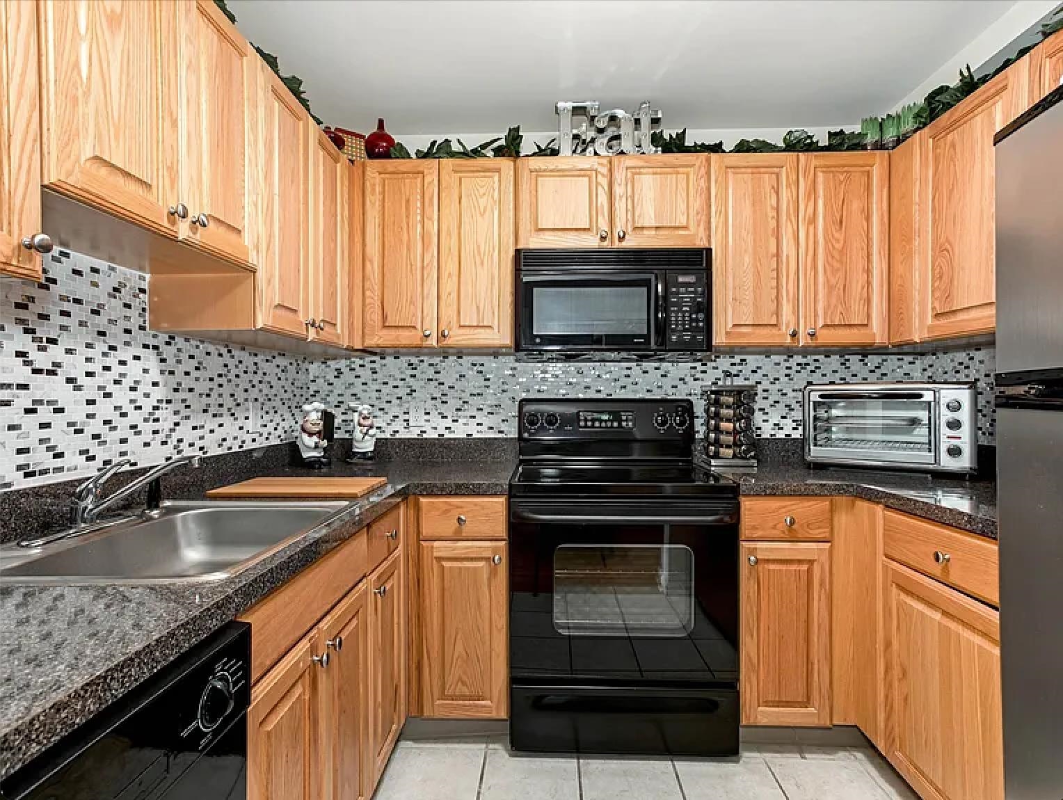 318 54TH ST Unit: 4i