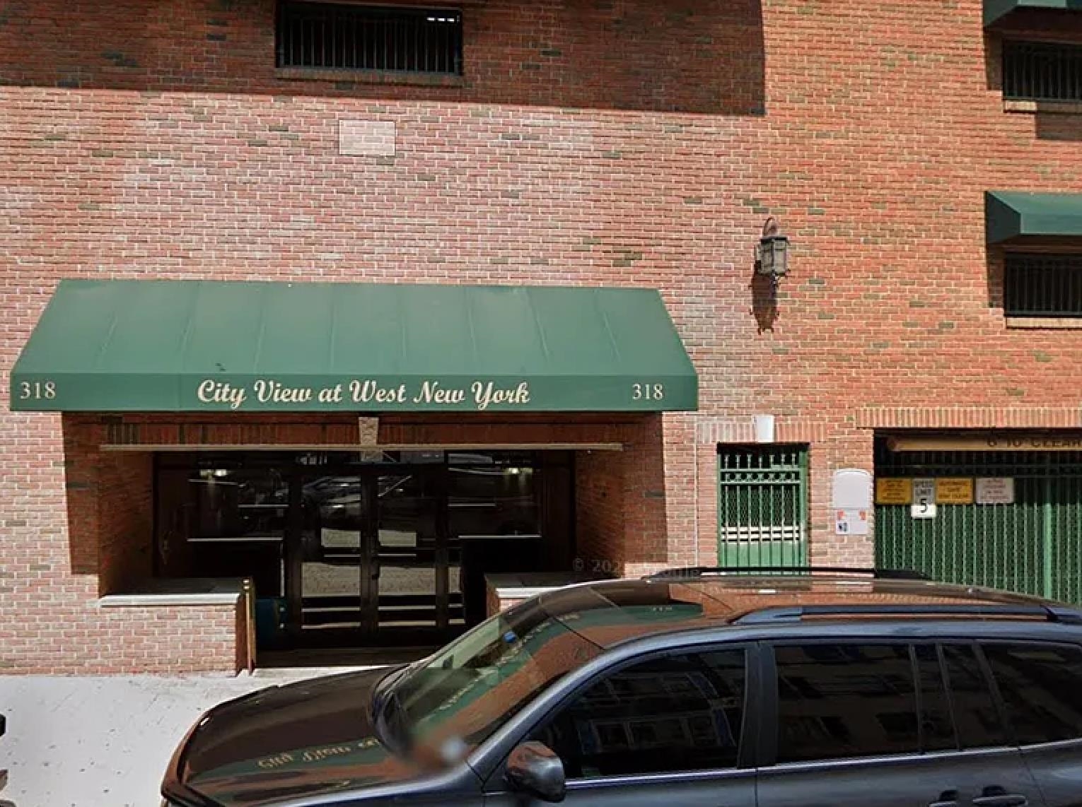 318 54TH ST Unit: 4i