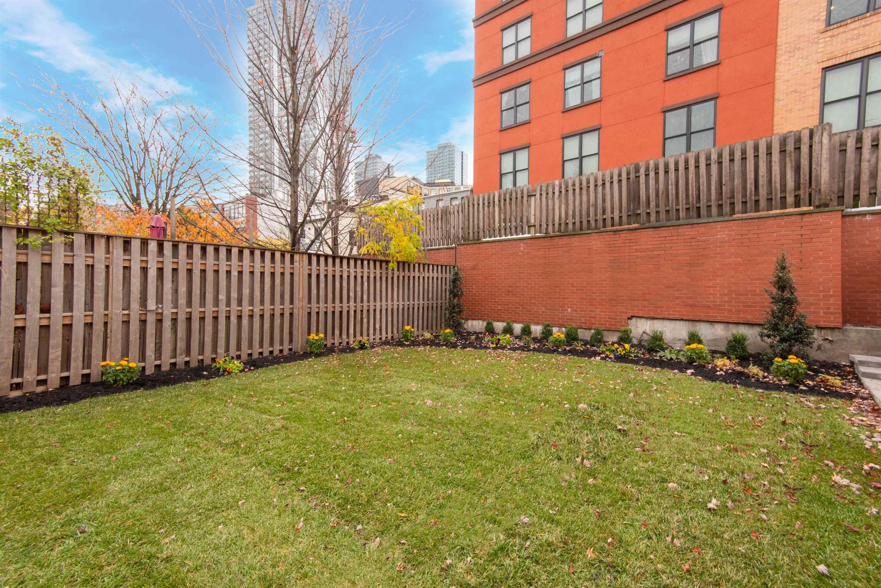 259 YORK ST Unit: A