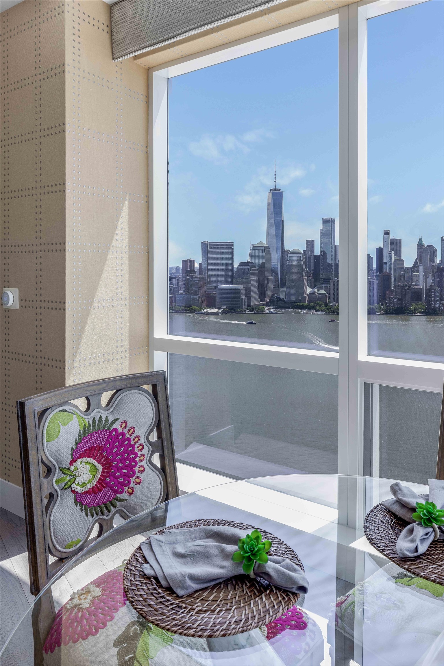77 HUDSON ST Unit: PH 4904A