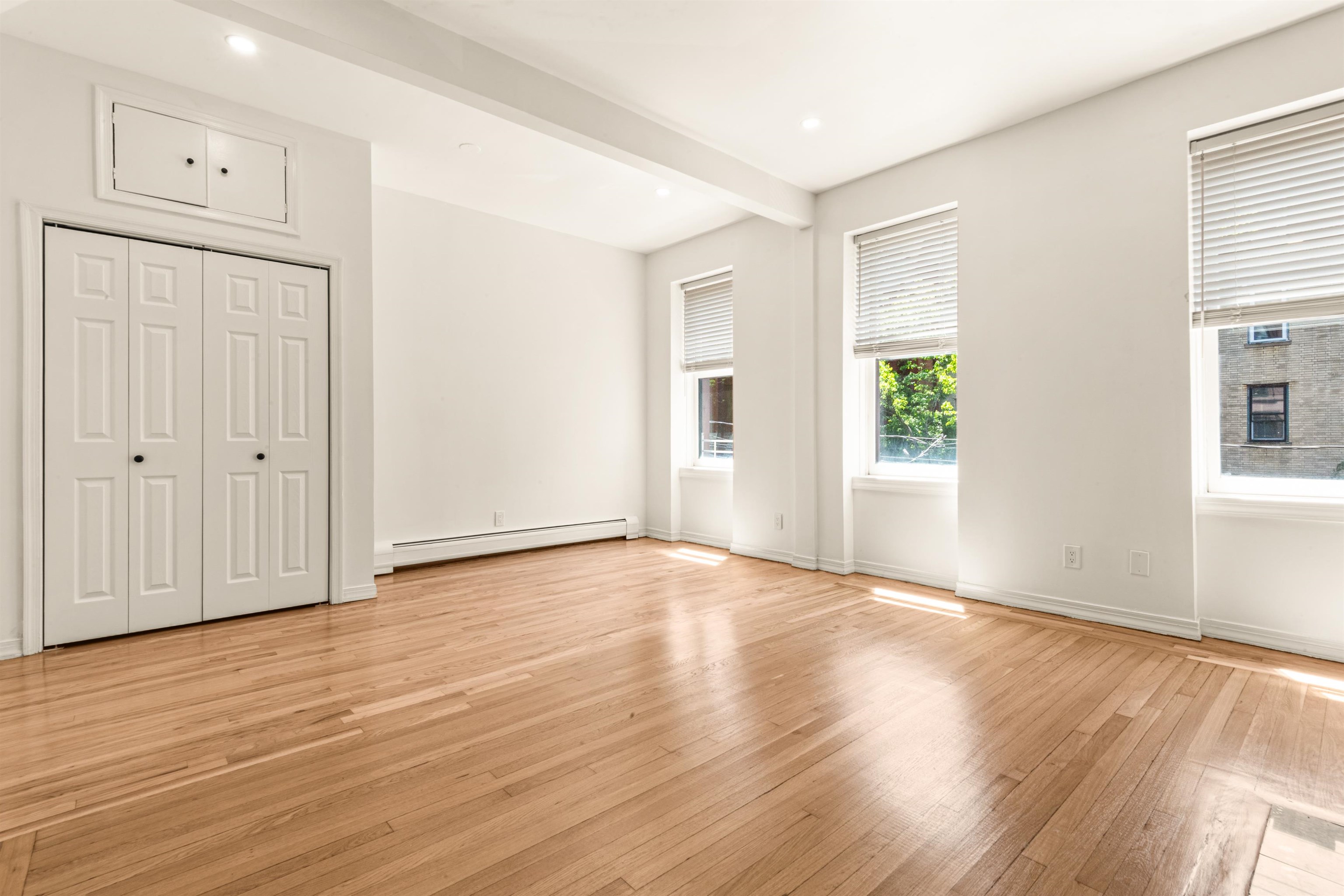 94 WAYNE ST Unit: 2