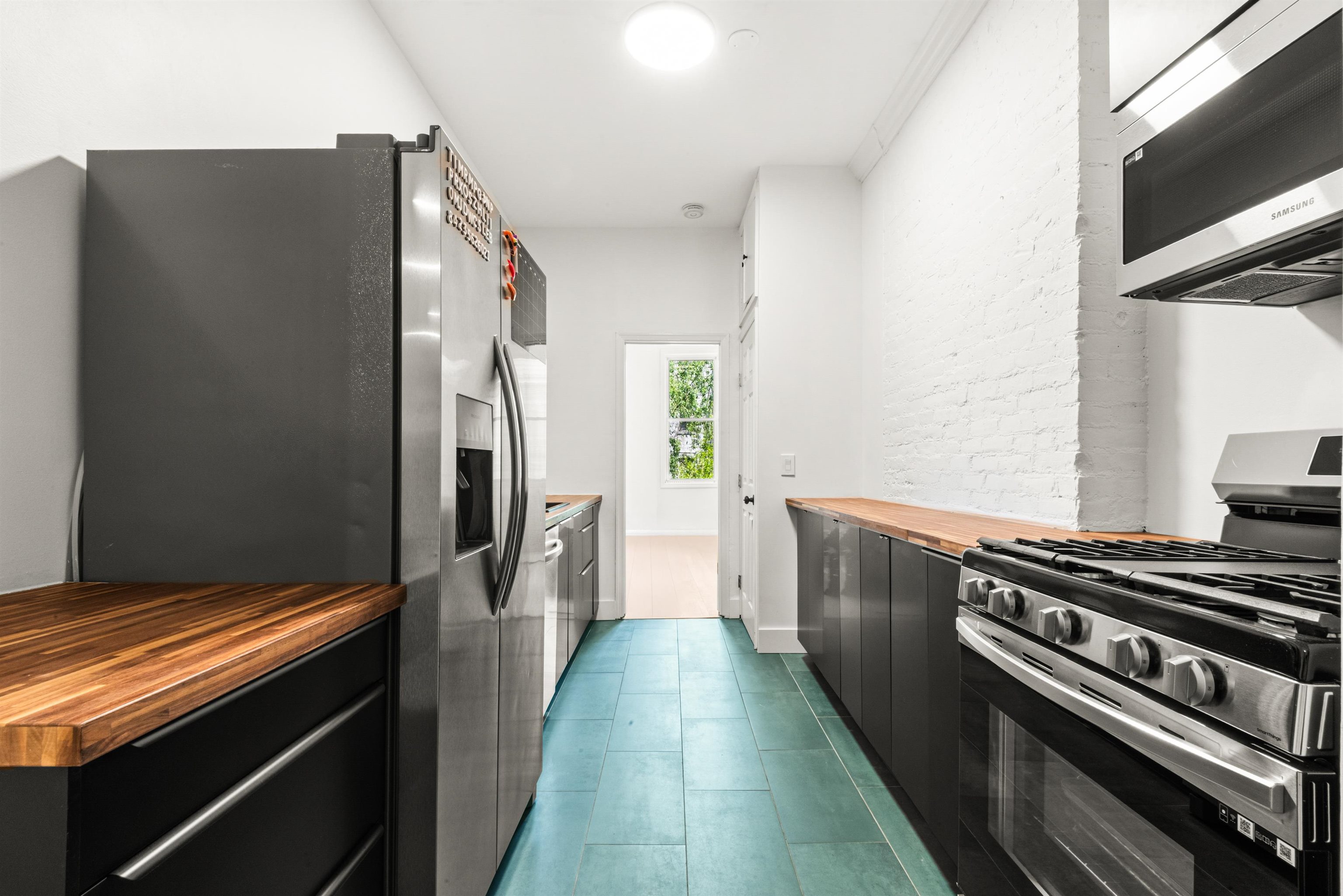 94 WAYNE ST Unit: 2