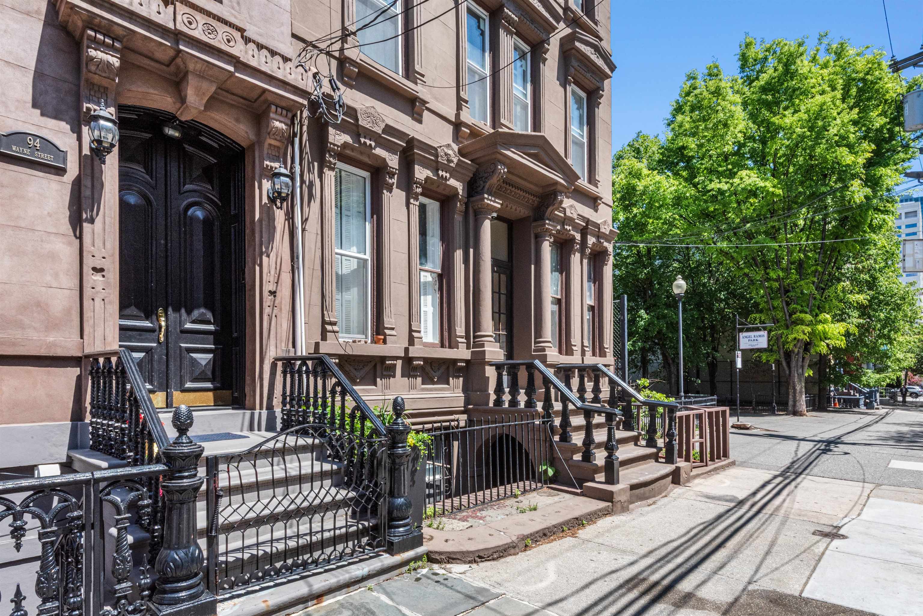 94 WAYNE ST Unit: 2