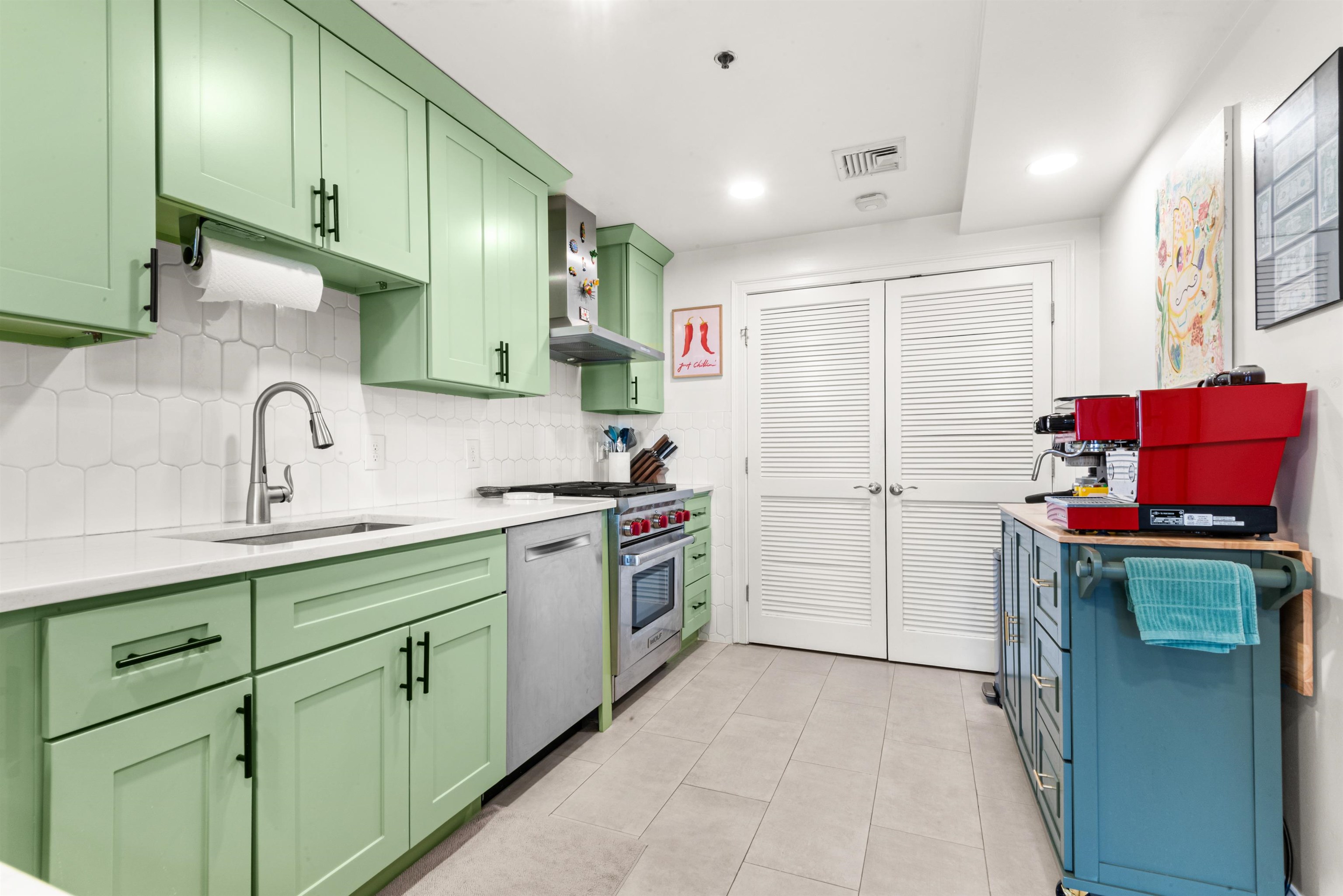 63 SUSSEX ST Unit: 8