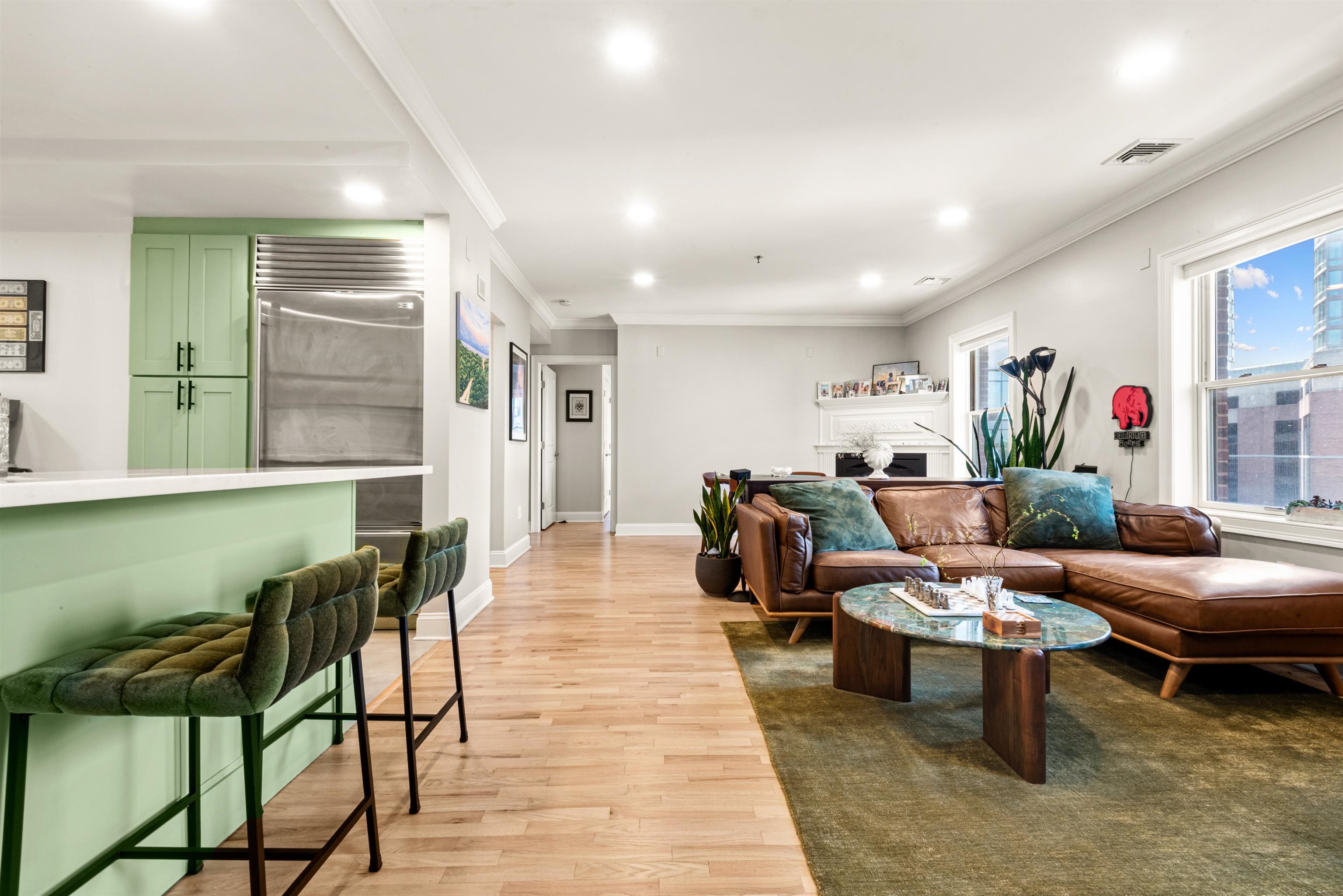 63 SUSSEX ST Unit: 8