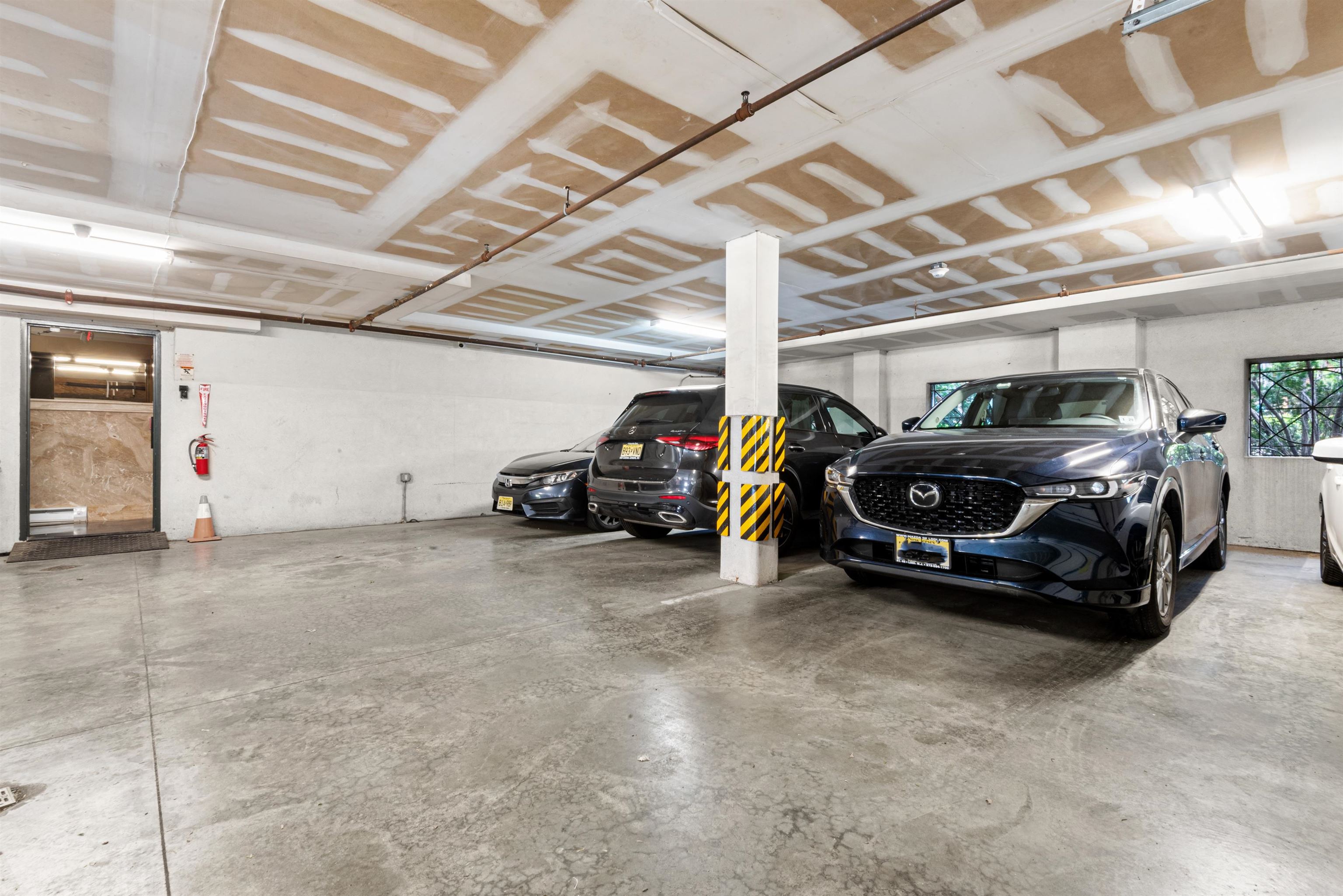 63 SUSSEX ST Unit: 8