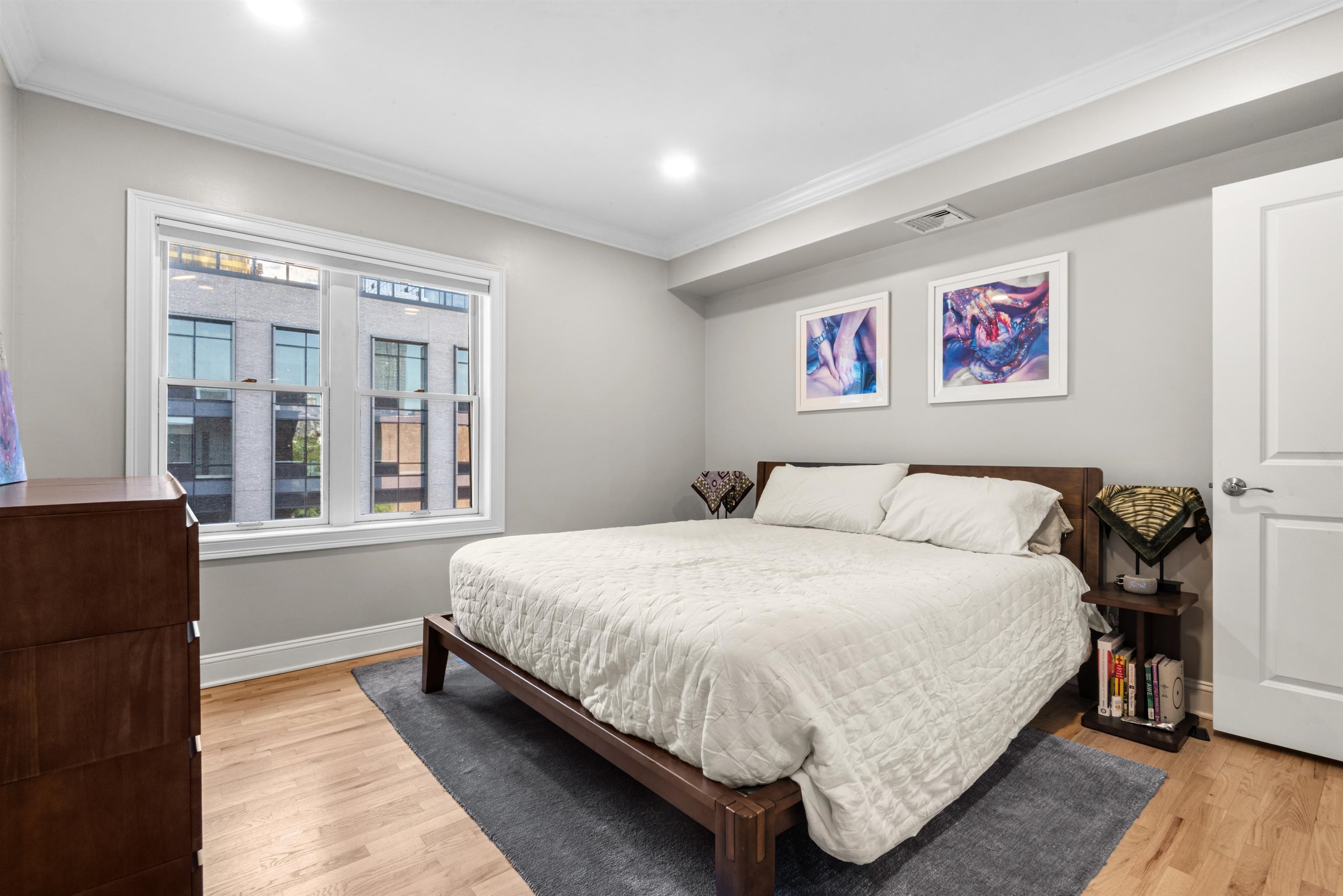 63 SUSSEX ST Unit: 8