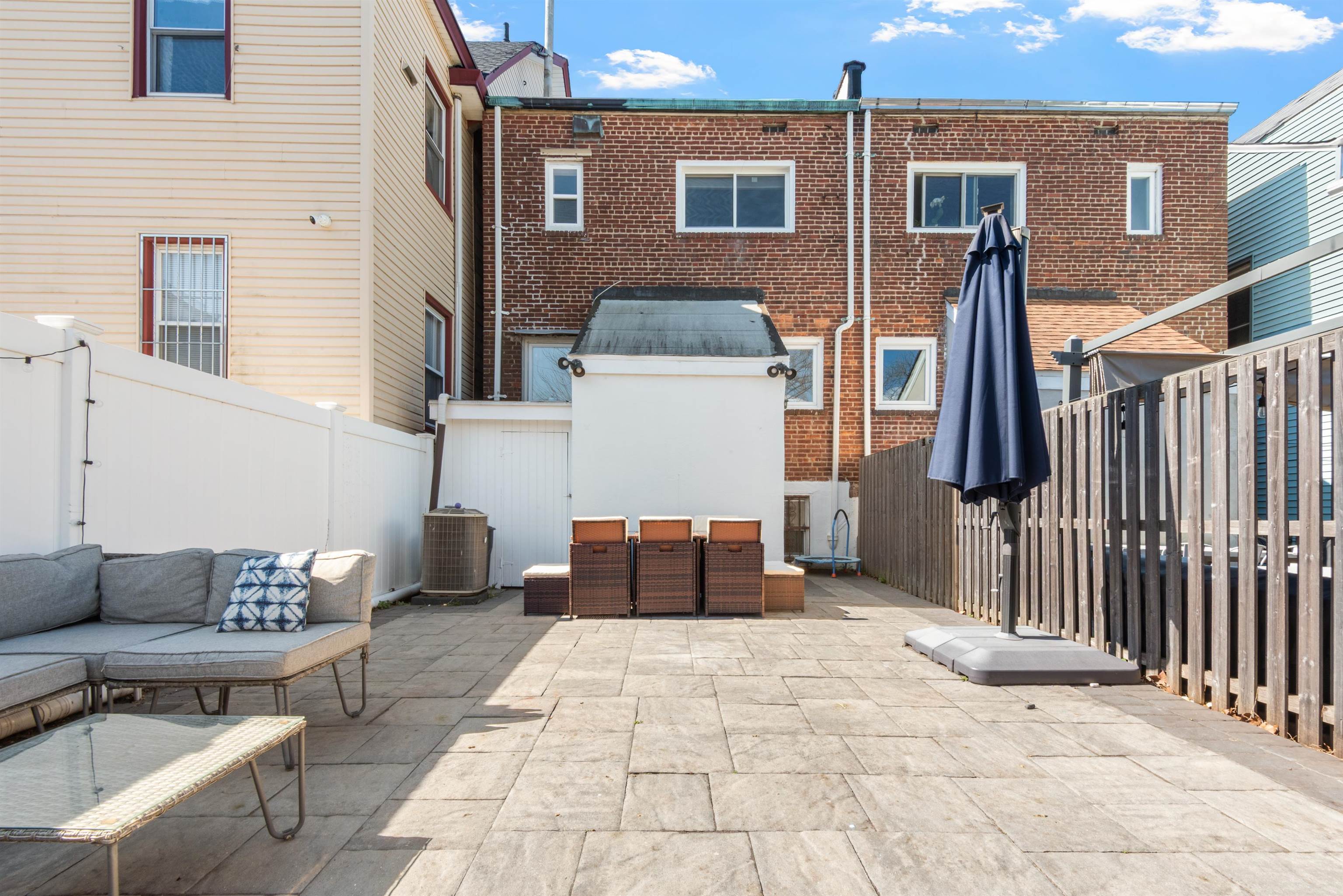 398 FAIRMOUNT AVE