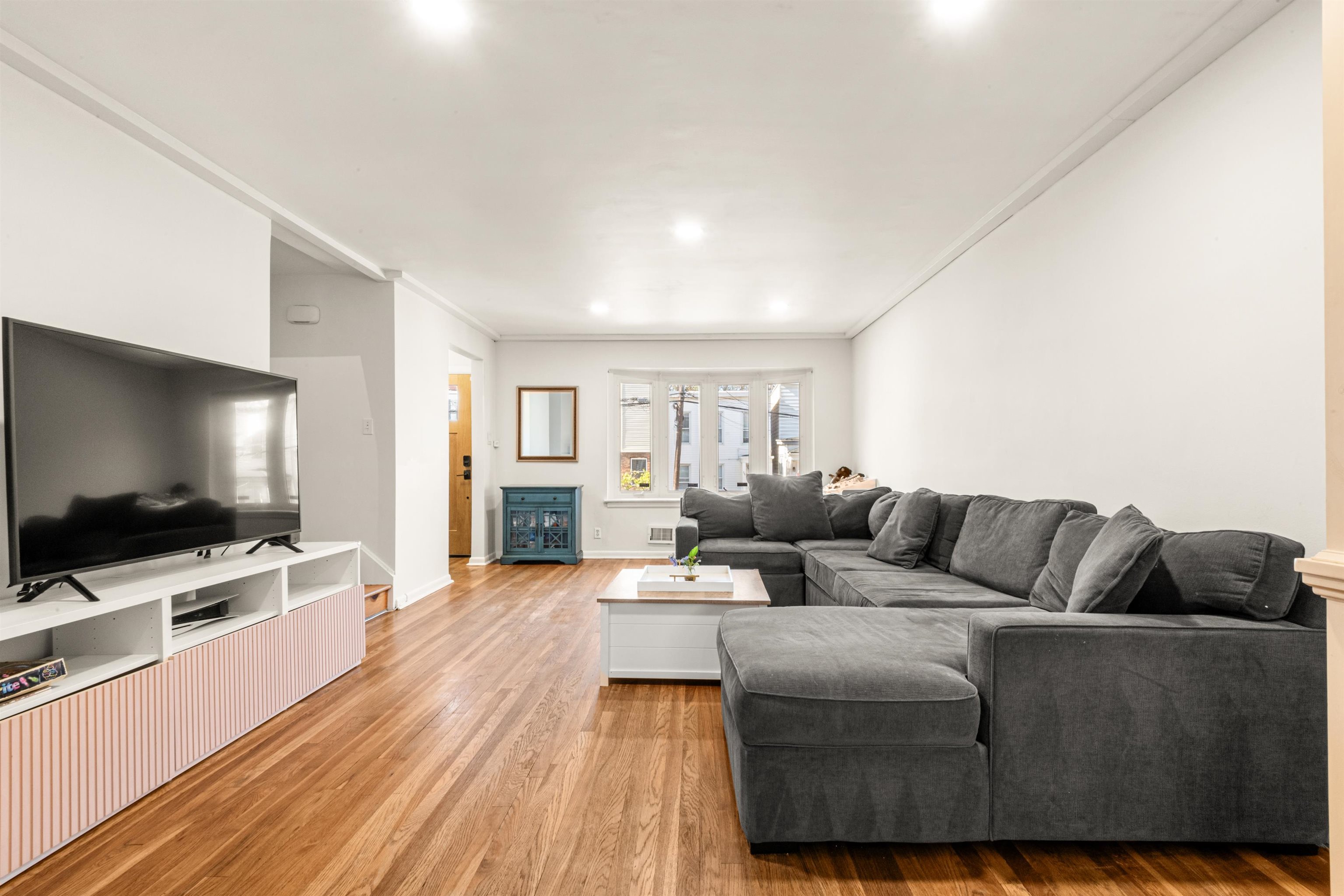 398 FAIRMOUNT AVE