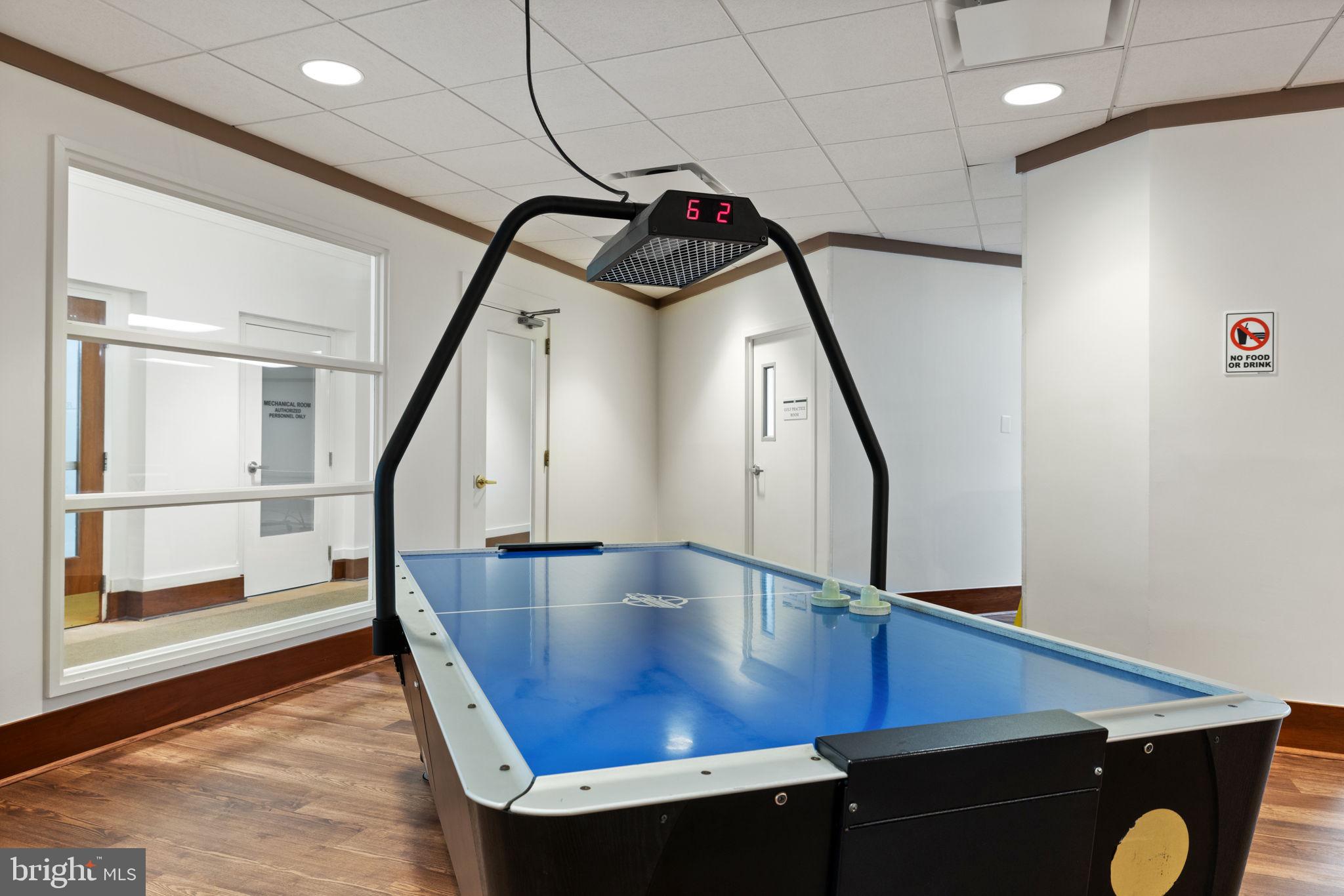 307 YOAKUM PARKWAY 1103