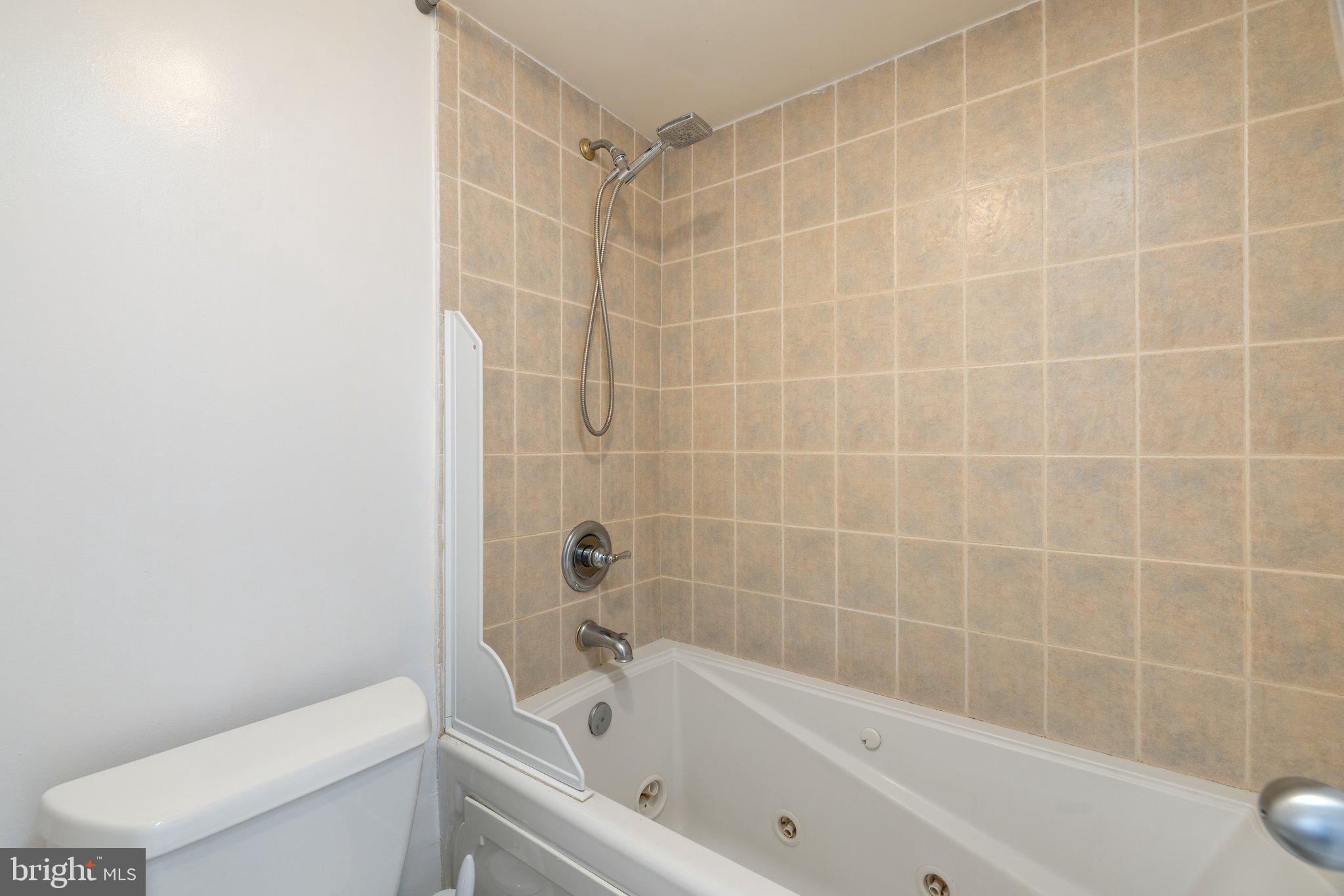 307 YOAKUM PARKWAY 1103