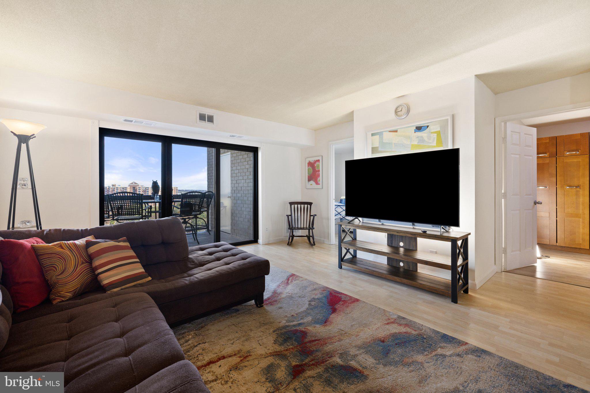 307 YOAKUM PARKWAY 1103