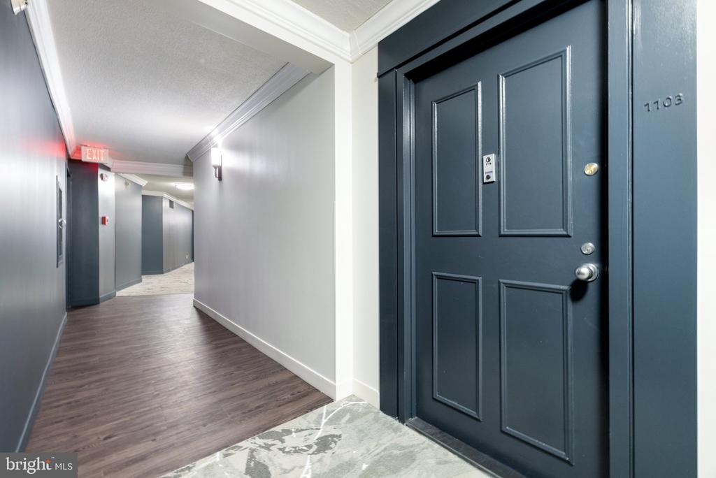 307 YOAKUM PARKWAY 1103
