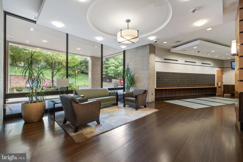 307 YOAKUM PARKWAY 1103
