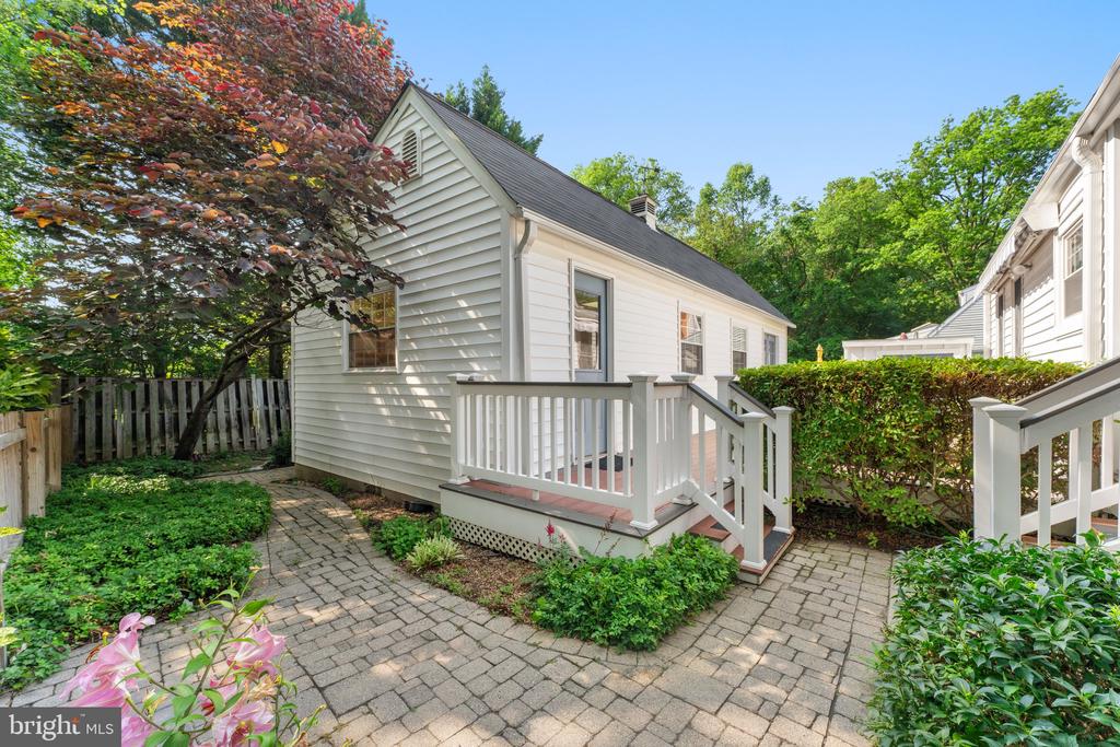 609 PROSPECT PLACE