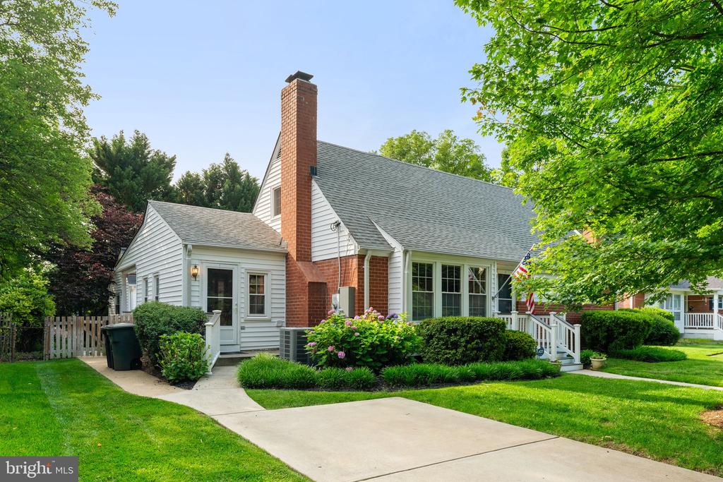 609 PROSPECT PLACE
