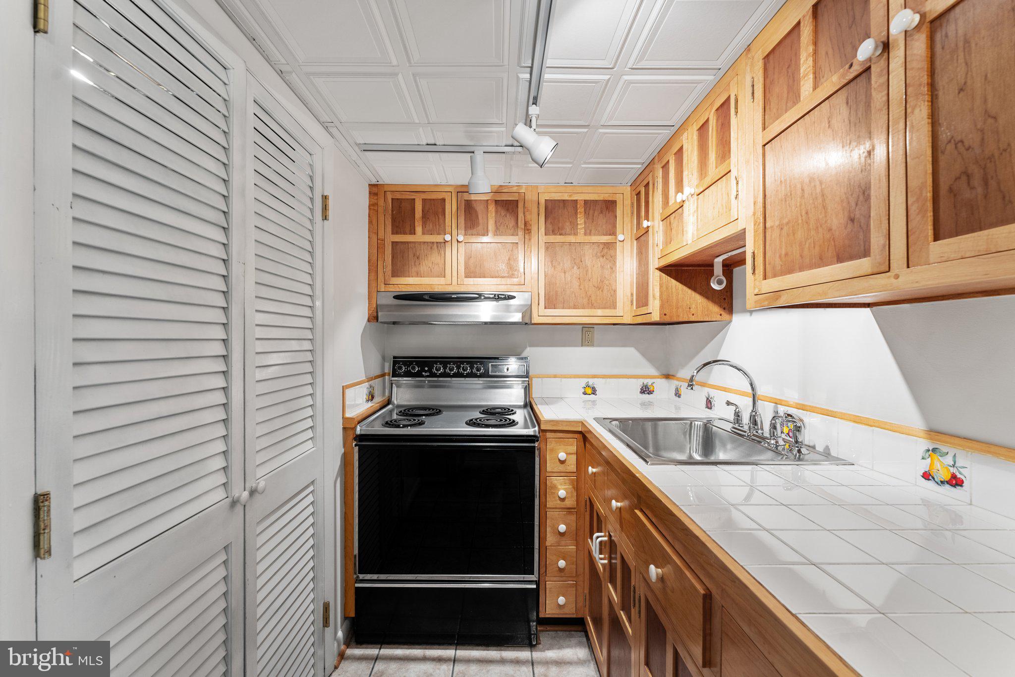 609 PROSPECT PLACE