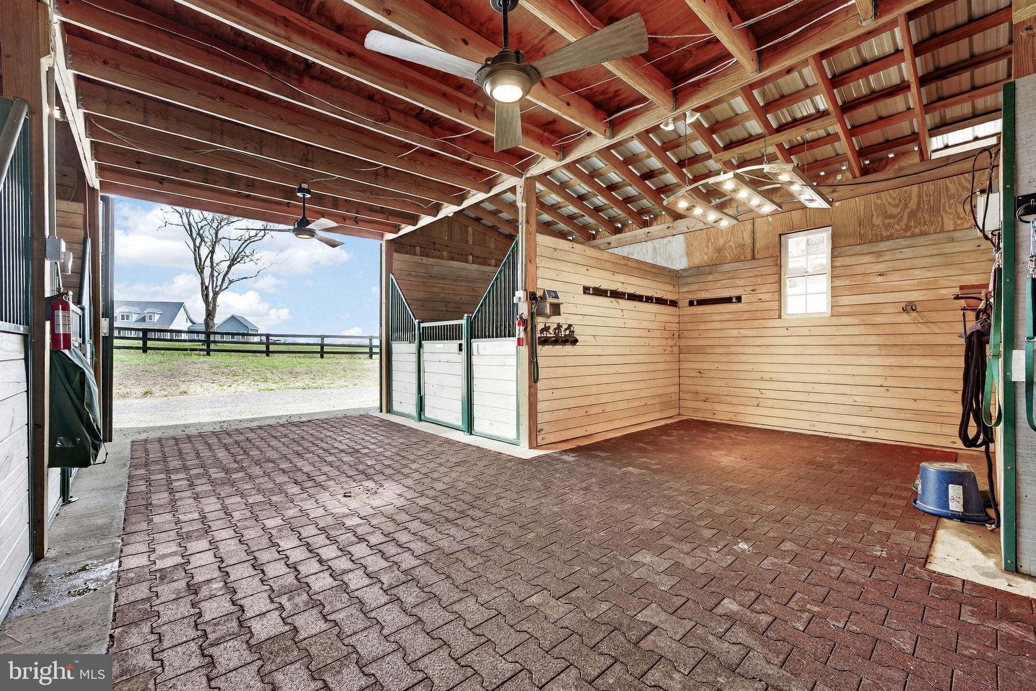 6478 LAUREL HILL LANE